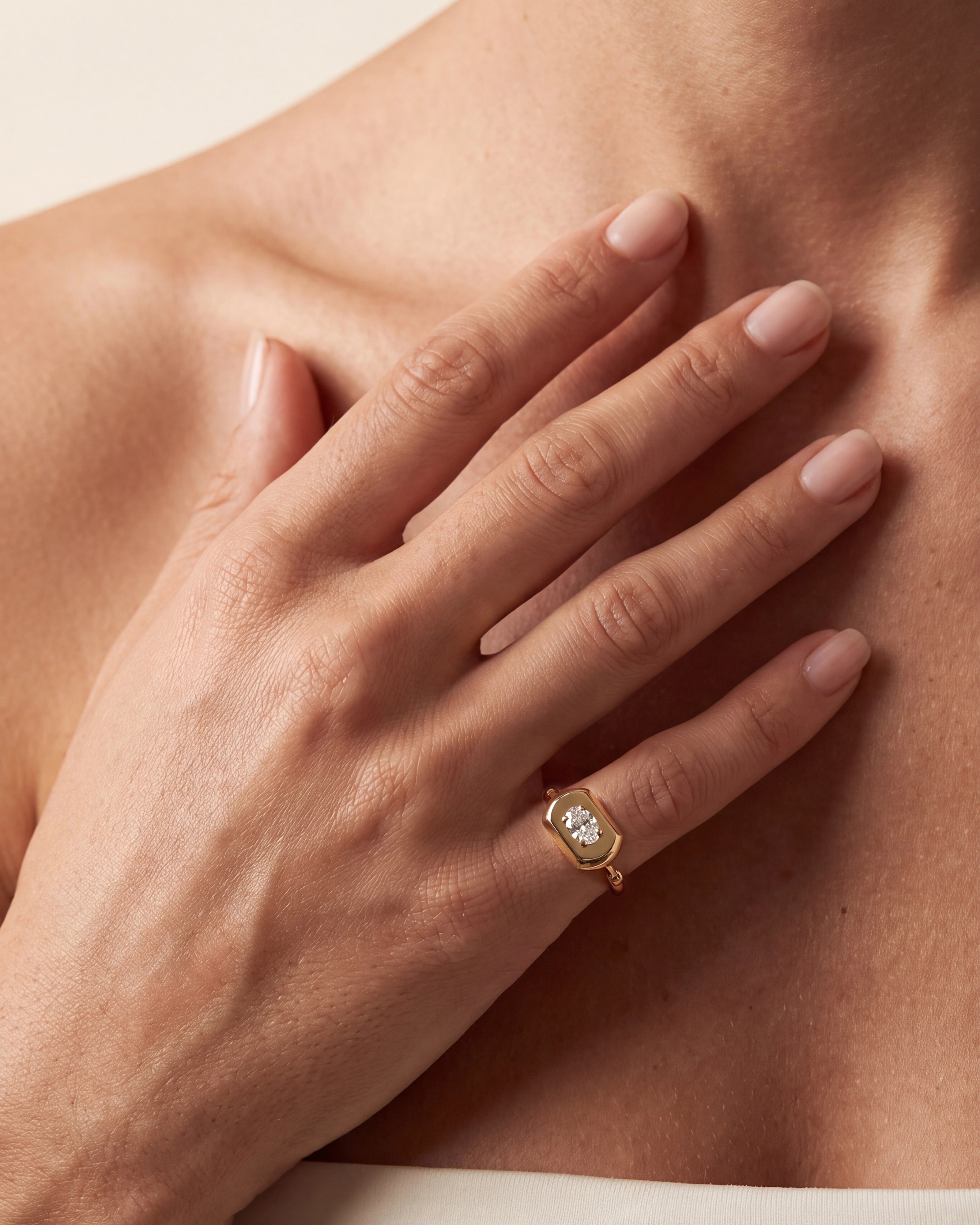 Frame it Ring (Pinky) | AMARIS JEWELS | Fine Jewelry