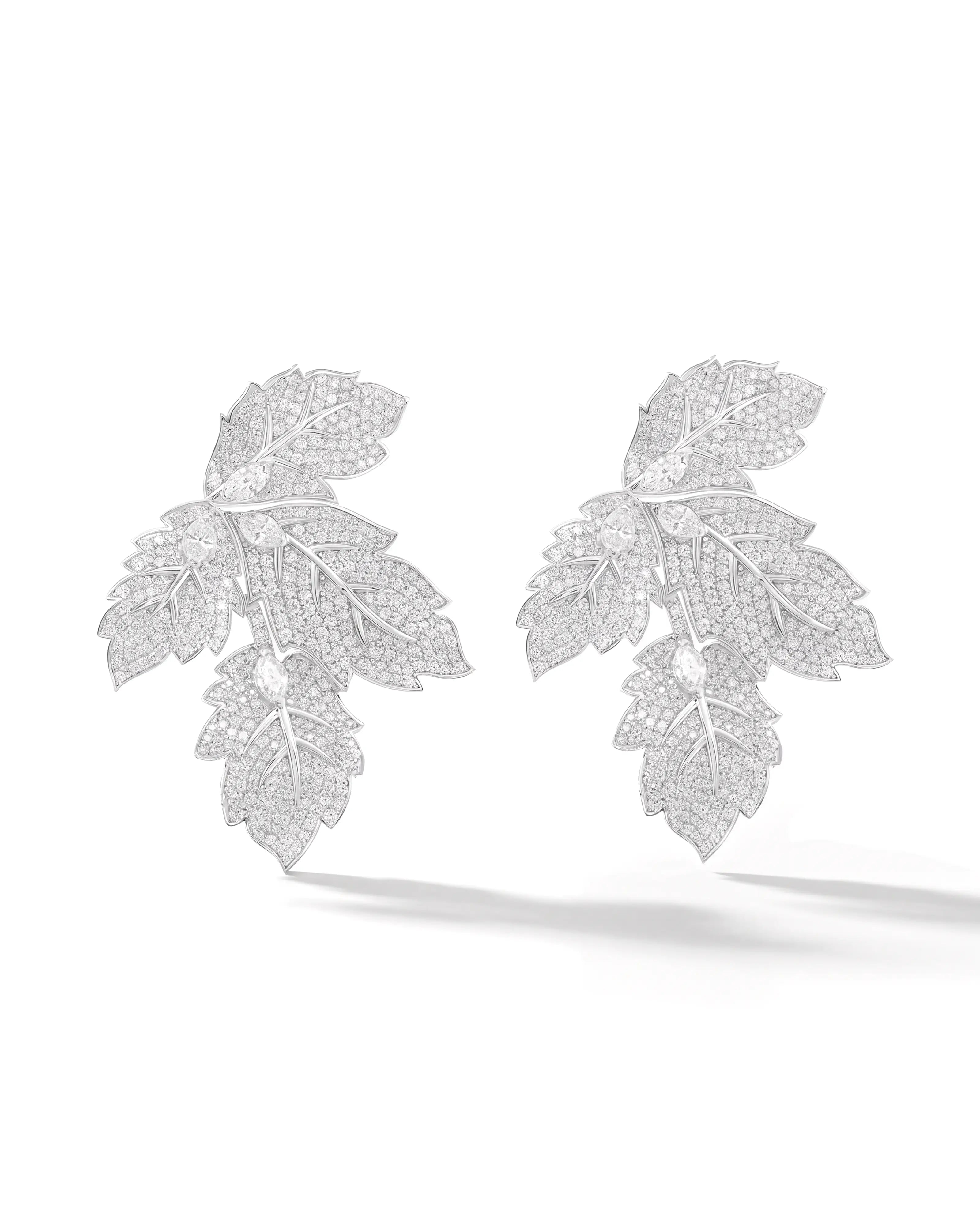 Frondé Leaf Studs
