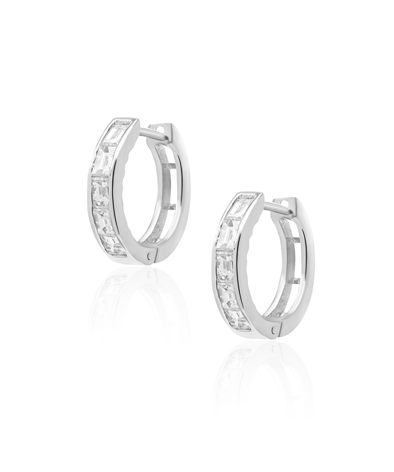 Frosted Halo Earrings | AMARIS JEWELS | Fine Jewelry 