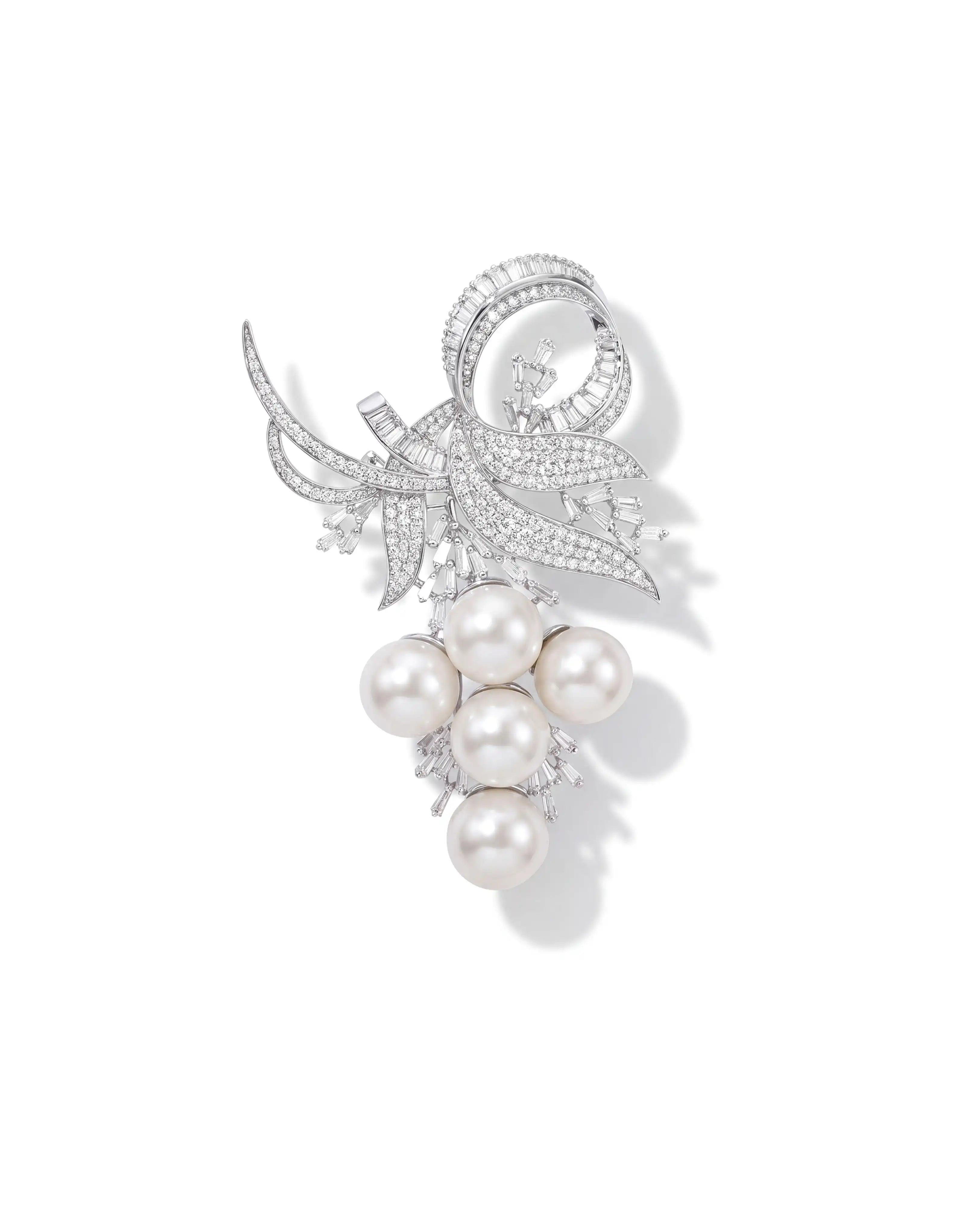 Grapevine Brooch | AMARIS JEWELS | Fine Jewelry