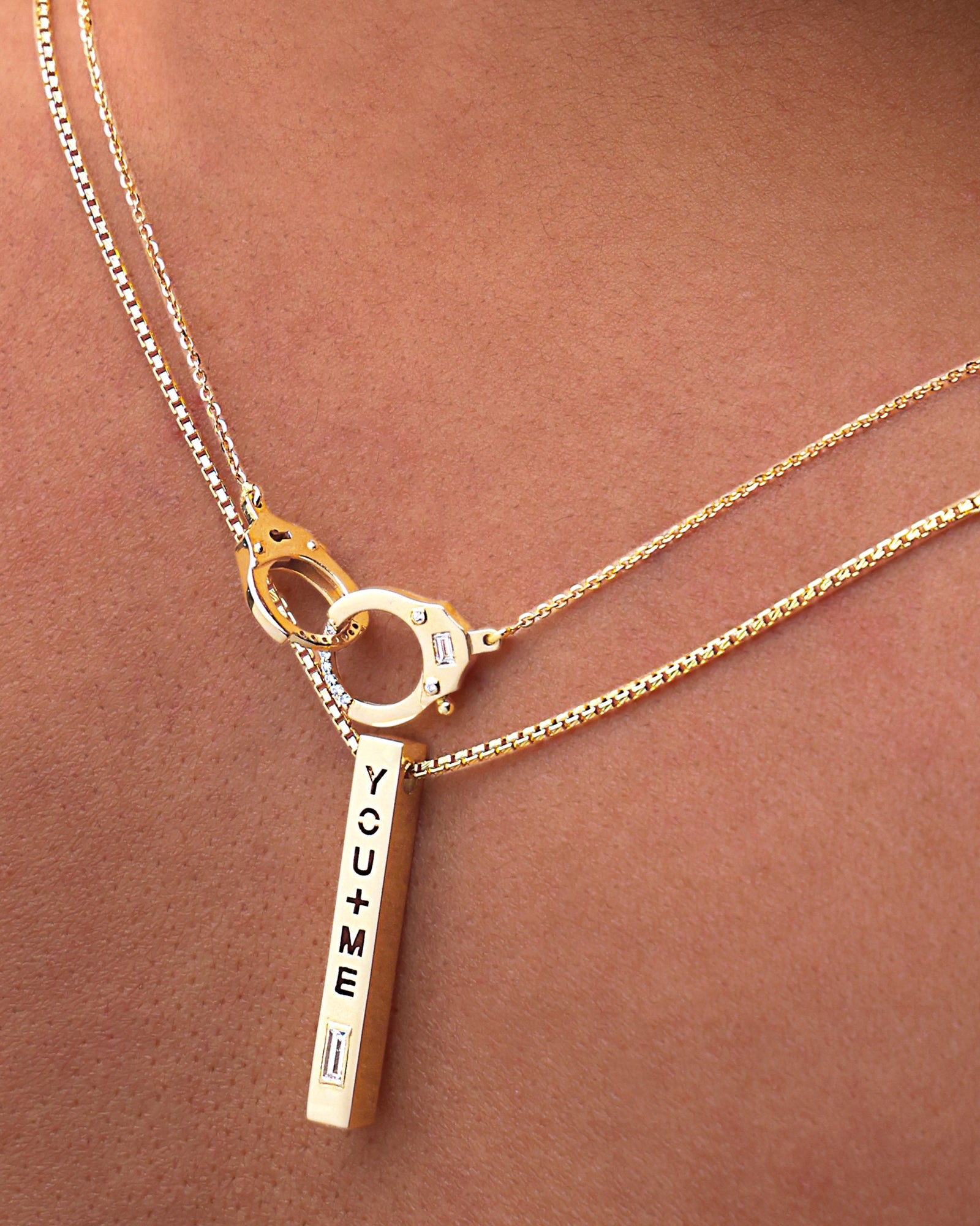 Green Flag Pendant | AMARIS JEWELS | Fine Jewelry 