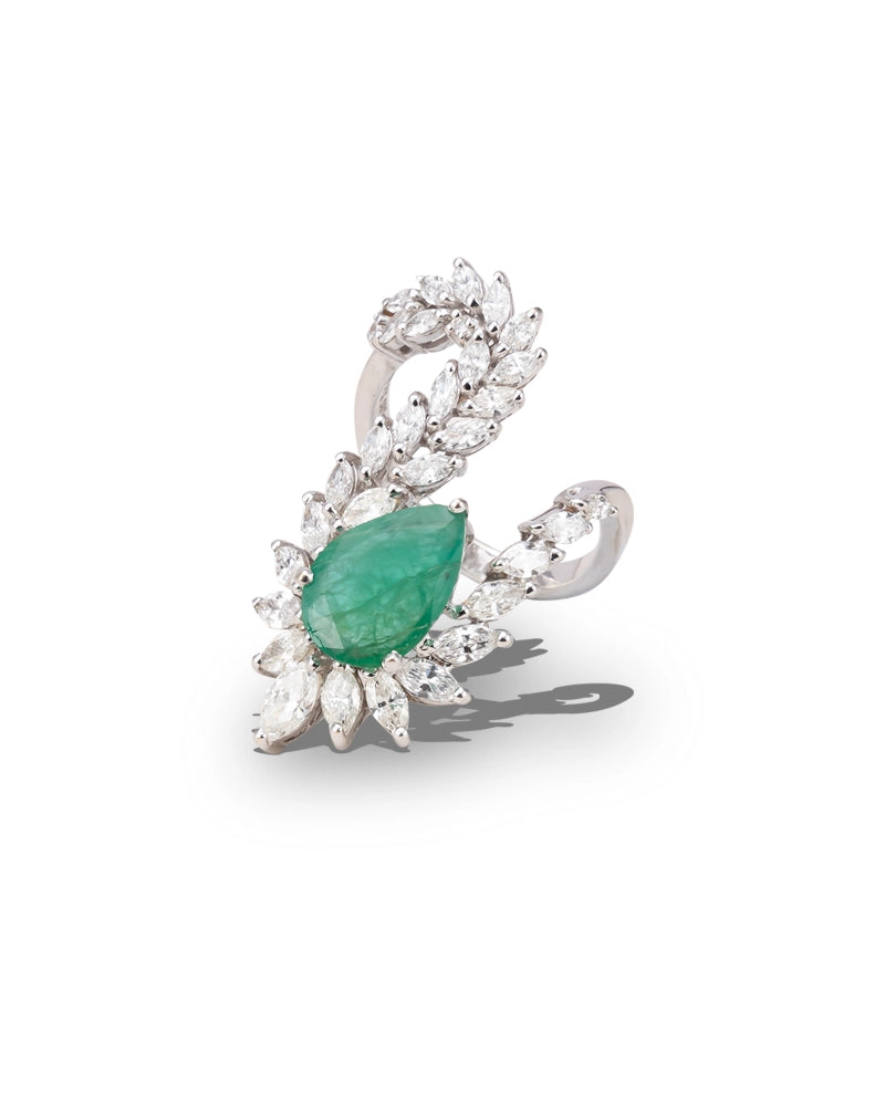 Green With Envy Ring | AMARIS JEWELS | Fine Jewelry 