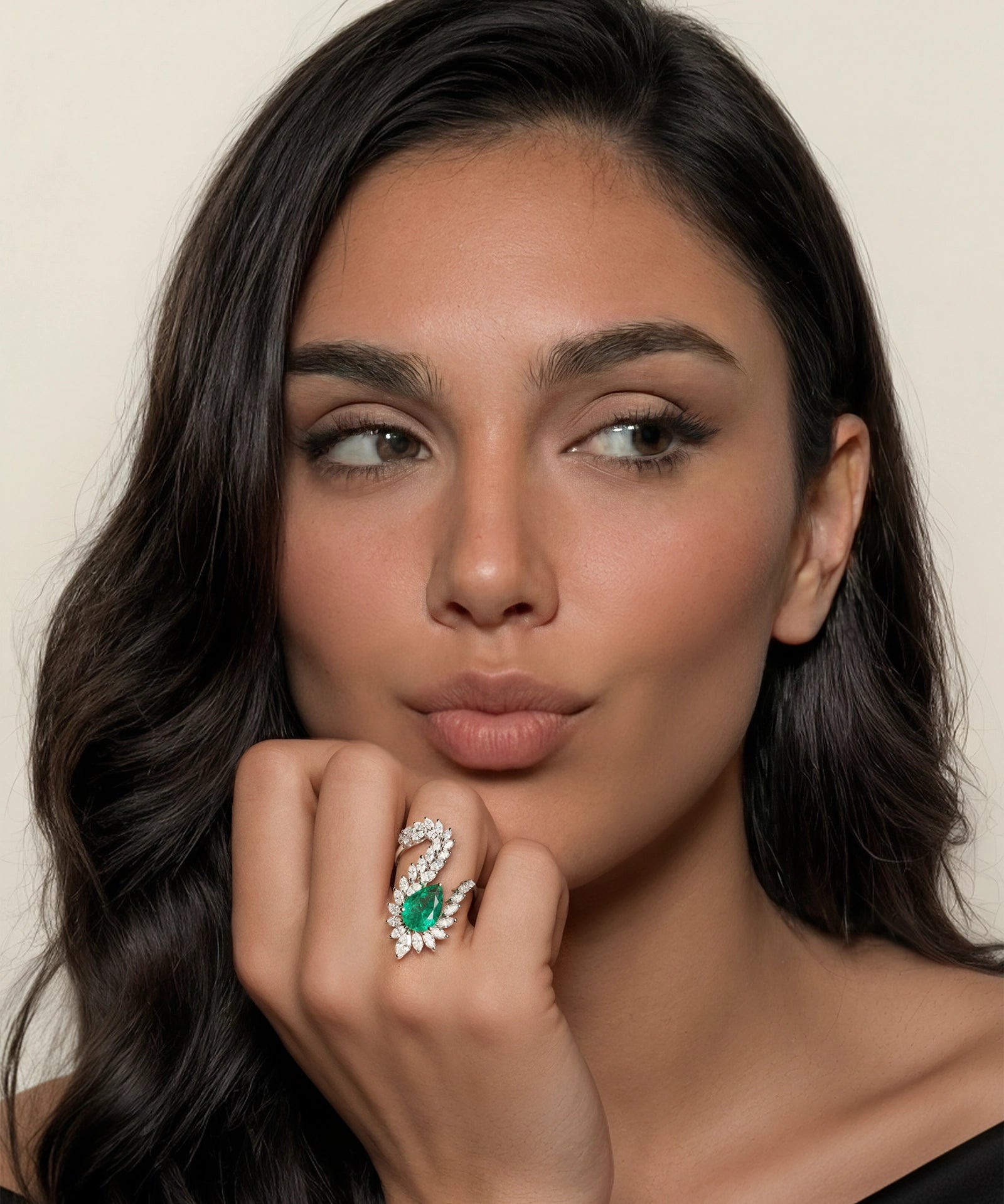 Green With Envy Ring | AMARIS JEWELS | Fine Jewelry 