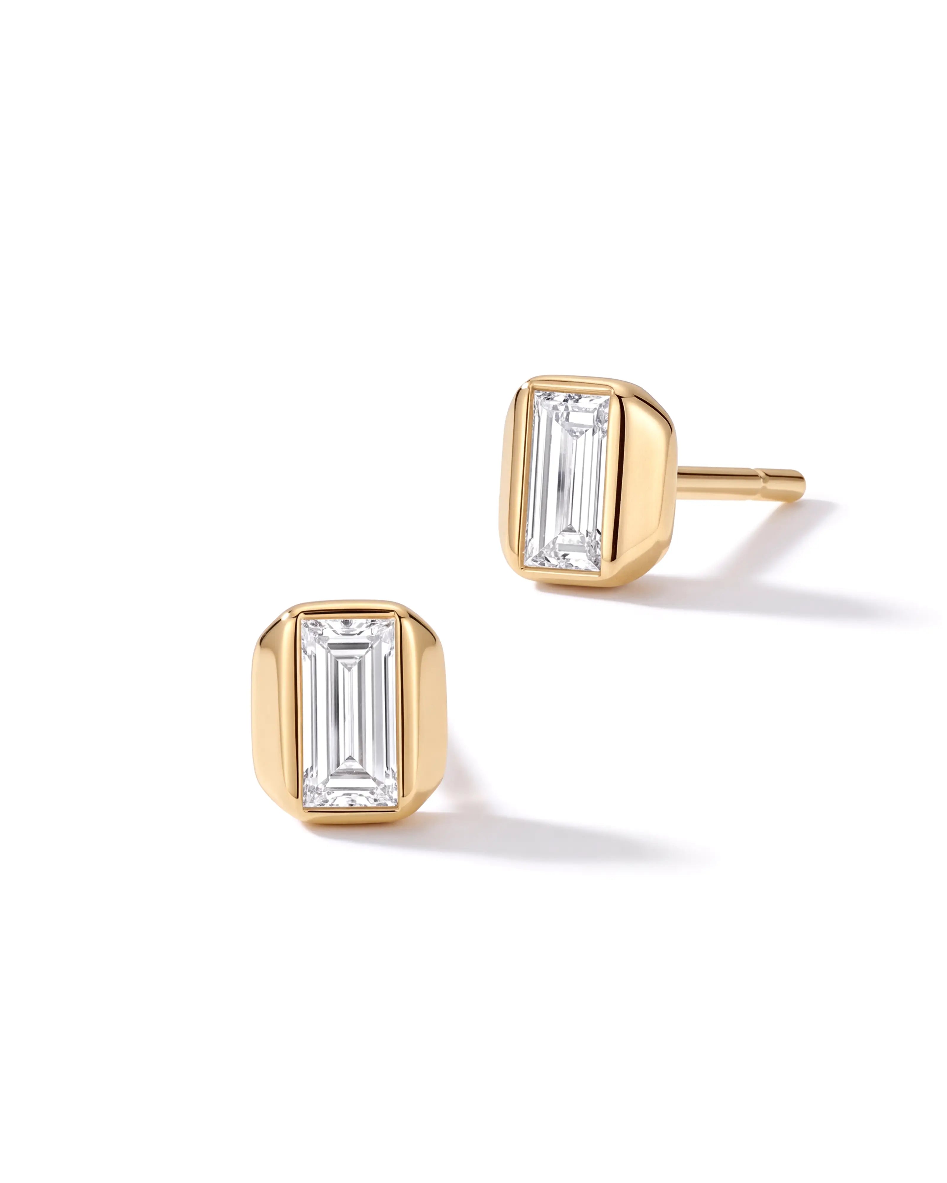 Grid Edge Stud | AMARIS JEWELS | Fine Jewelry