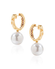Hardware Pearl Drops | AMARIS JEWELS | Fine Jewelry 