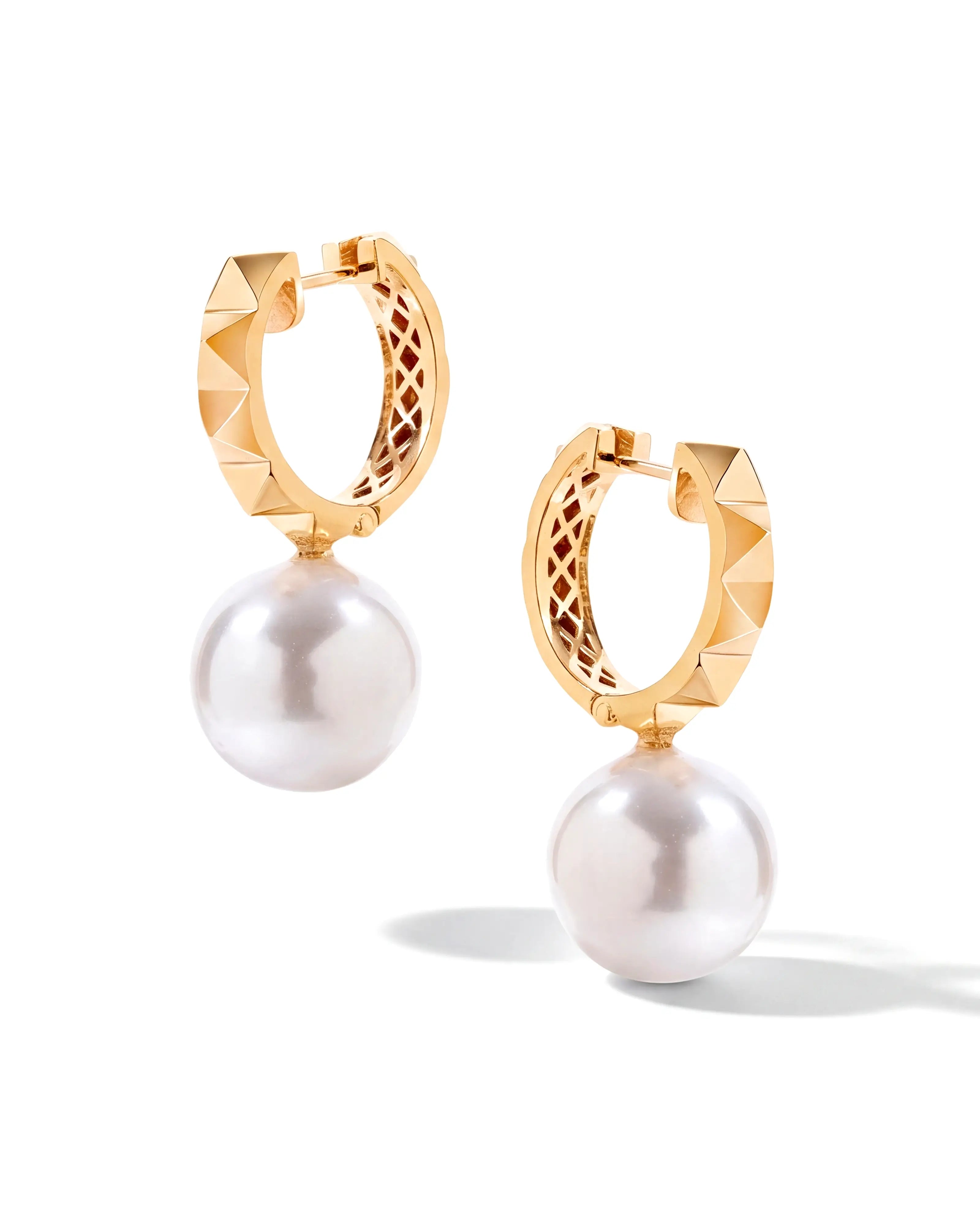 Hardware Pearl Drops | AMARIS JEWELS | Fine Jewelry