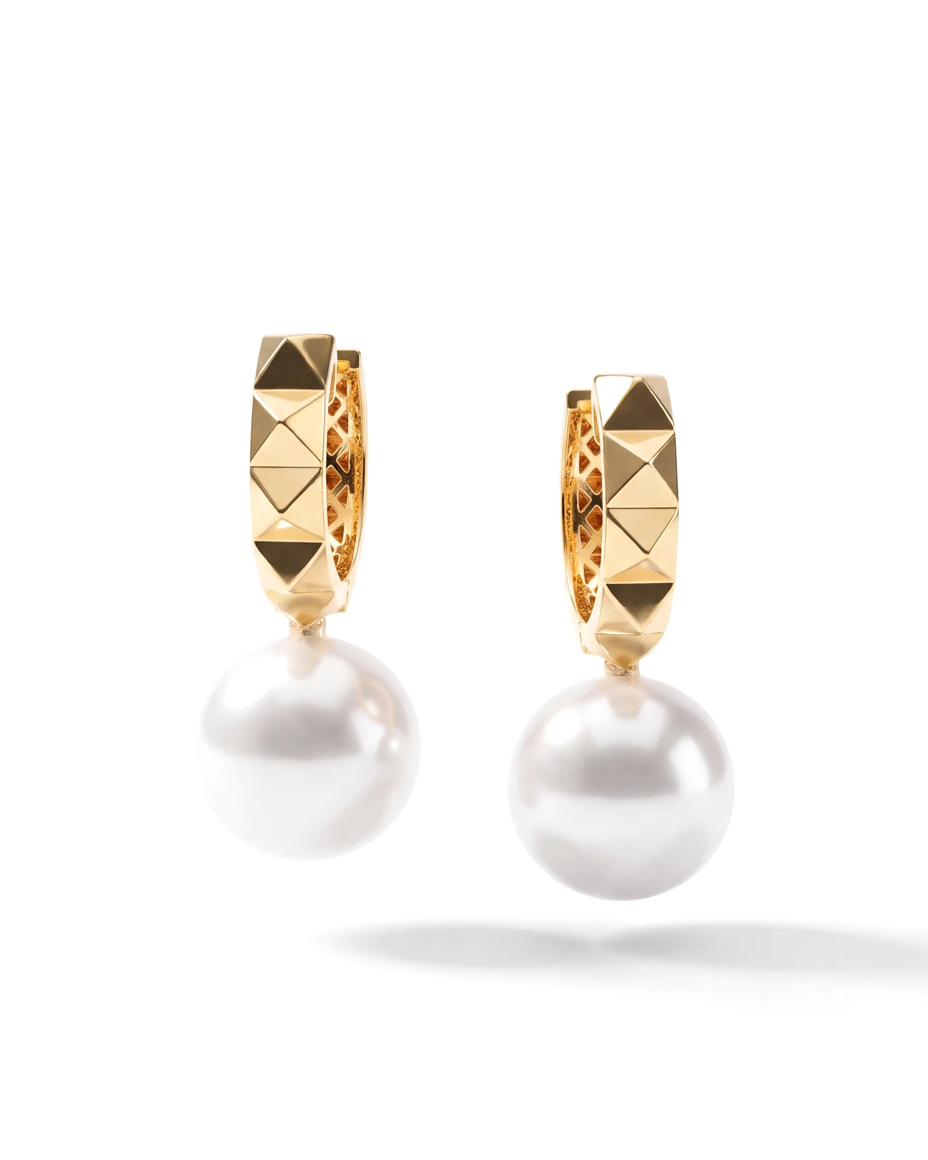 Hardware Pearl Drops | AMARIS JEWELS | Fine Jewelry