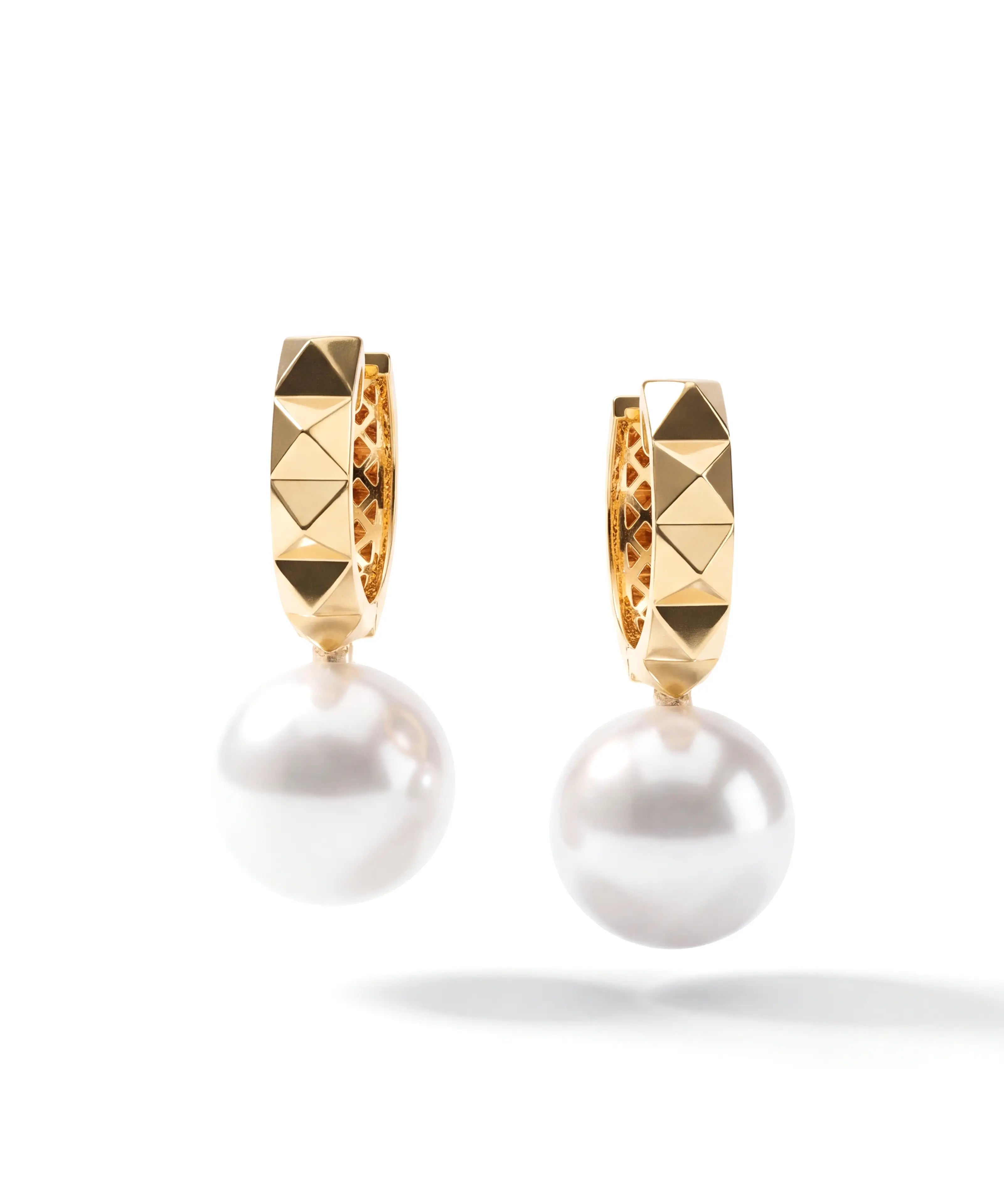 Hardware-Pearl-Drops_2.webp