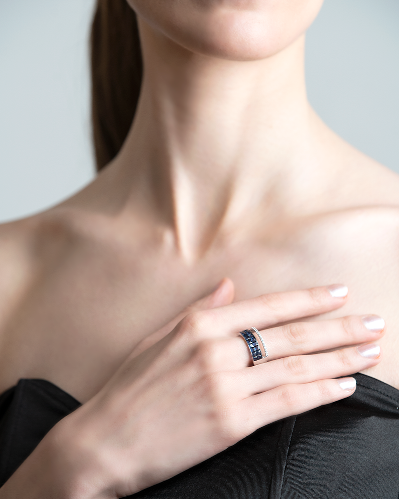 Haute in Blue Ring | AMARIS JEWELS | Fine Jewelry 