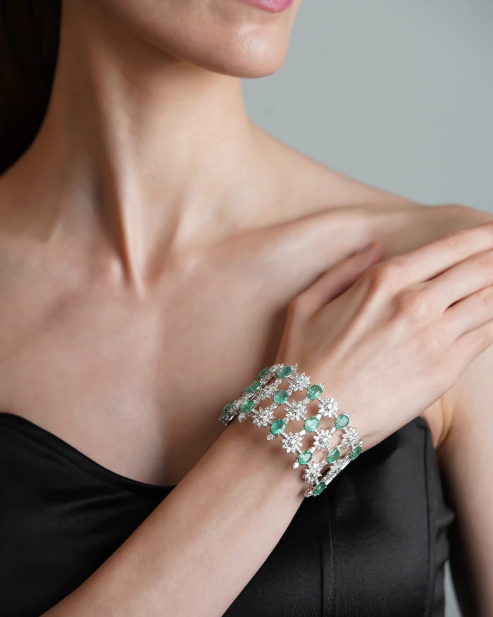 Haute in Emeralds Cuff | AMARIS JEWELS | Fine Jewelry