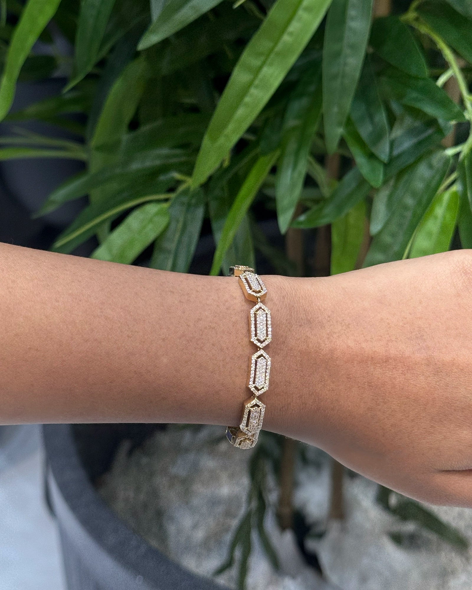 Hexa Flex Tennis Bracelet | AMARIS JEWELS | Fine Jewelry 