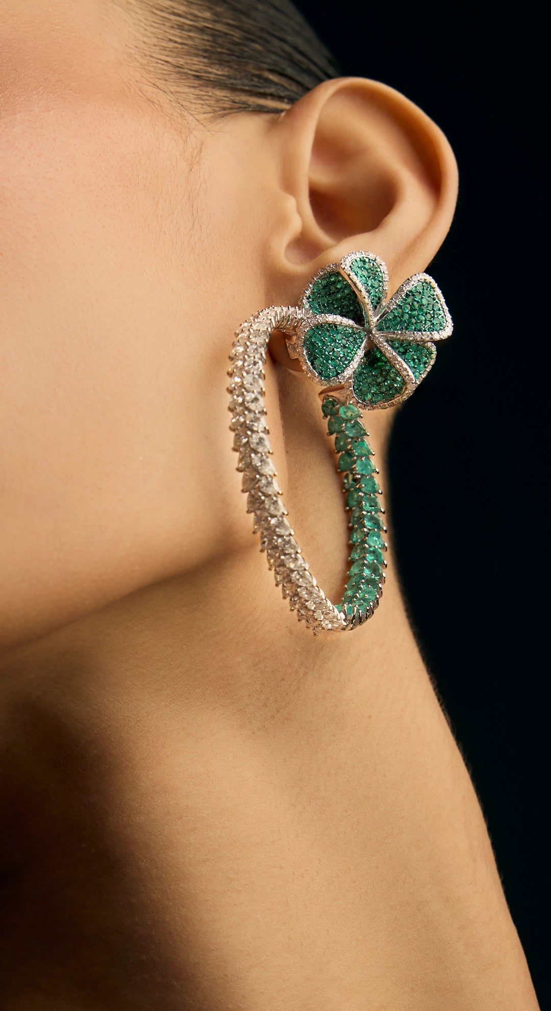Hydrangea Earrings (Emerald) | AMARIS JEWELS | Fine Jewelry 