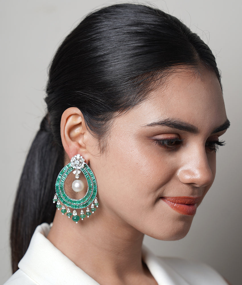 IT Girl Earrings | AMARIS JEWELS | Fine Jewelry 