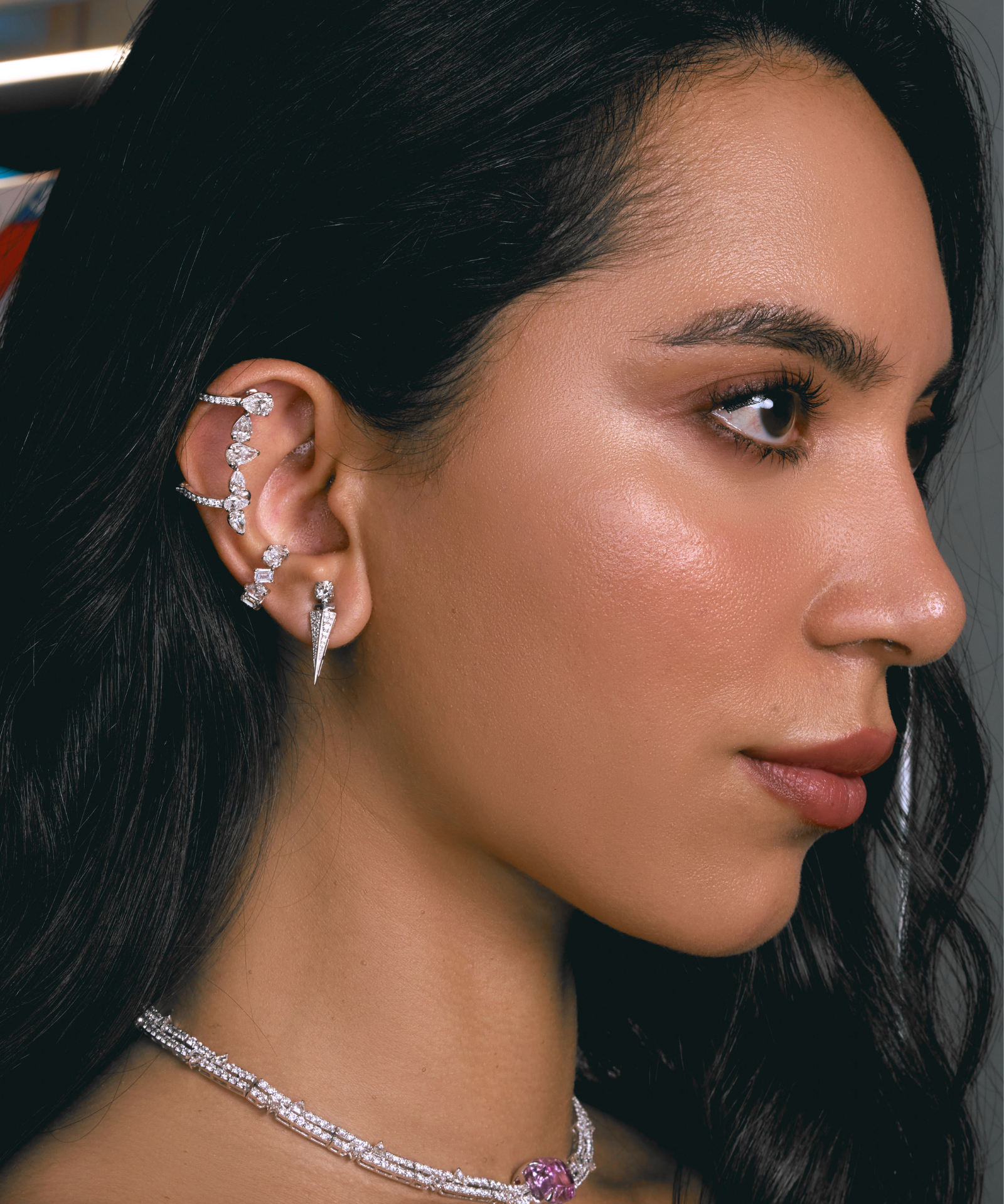 Ice Age Ear Huggy | AMARIS JEWELS | Fine Jewelry 