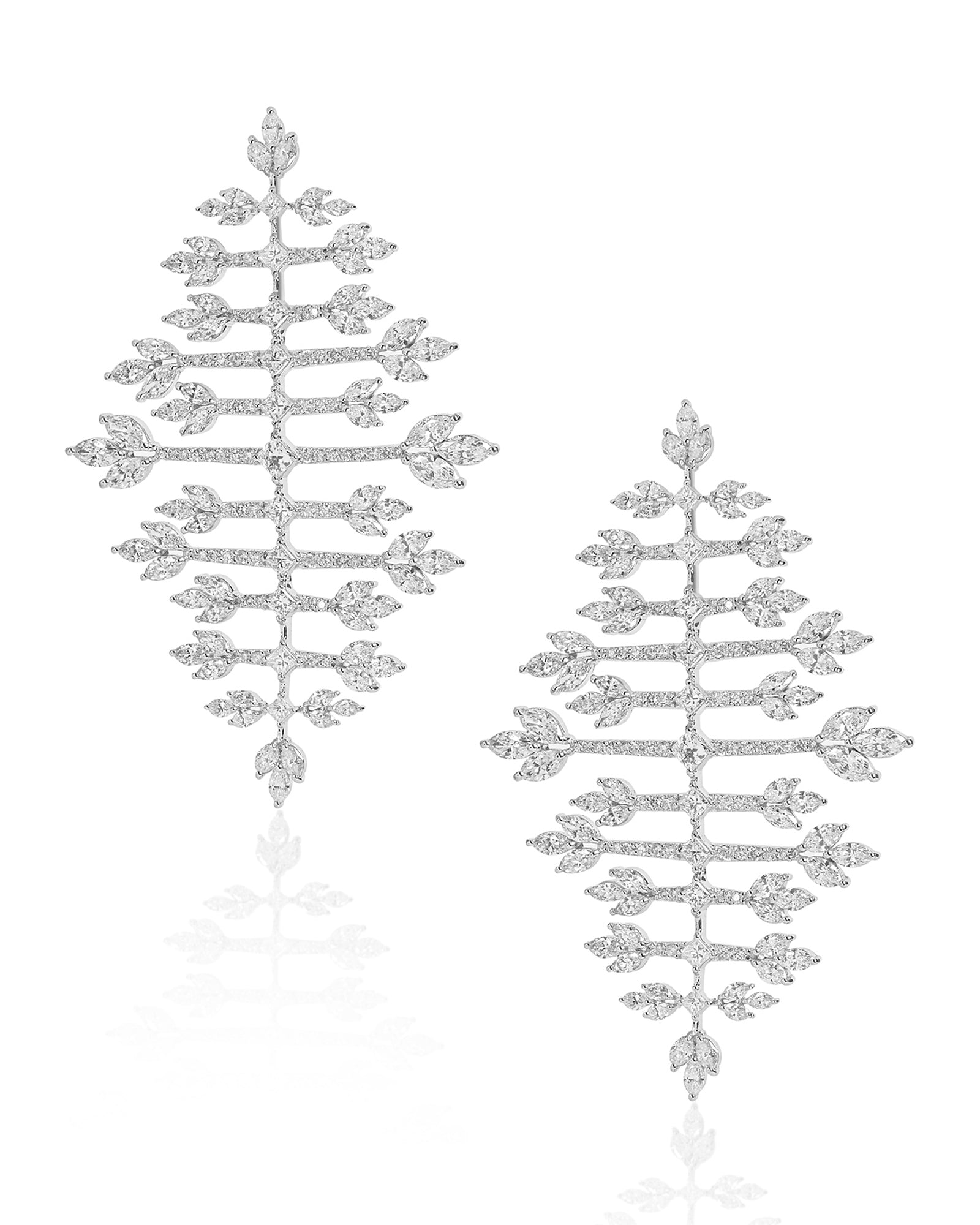 Ice Queen Diamond Earrings | AMARIS JEWELS | Fine Jewelry 