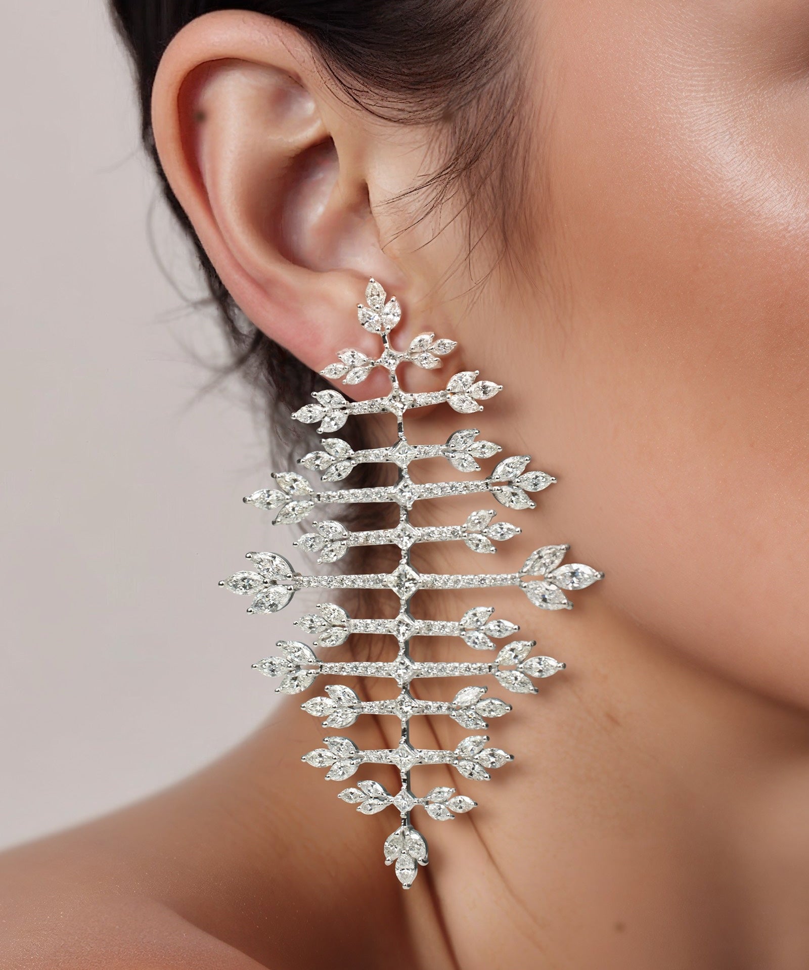 Ice Queen Diamond Earrings | AMARIS JEWELS | Fine Jewelry 