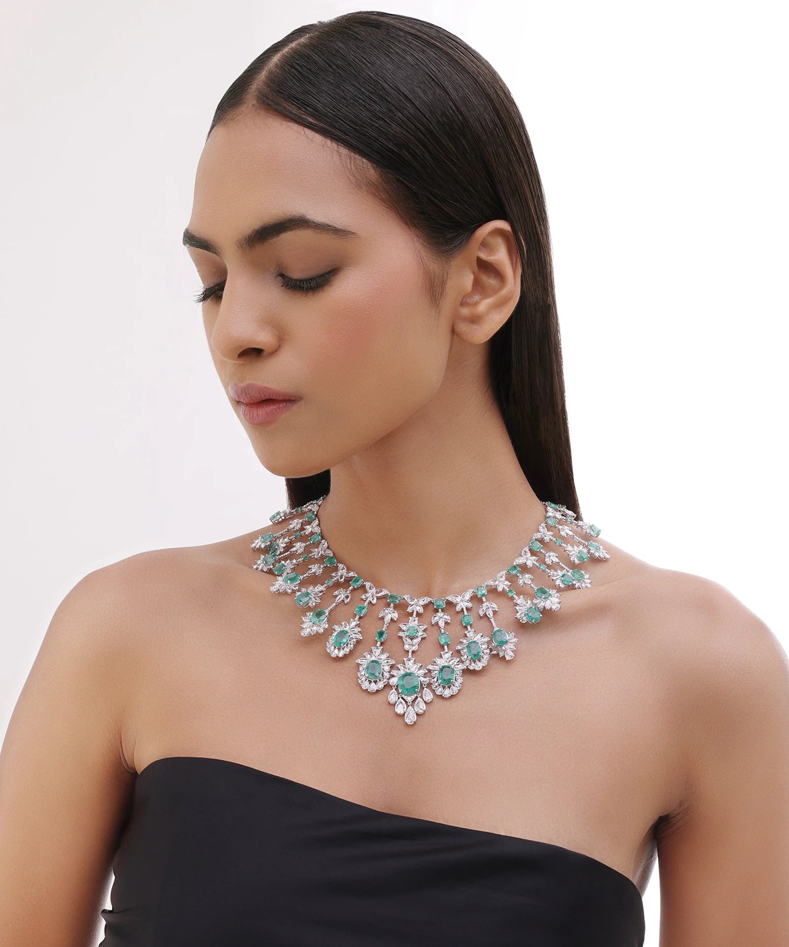 In Full Bloom Necklace | AMARIS JEWELS | Fine Jewelry 