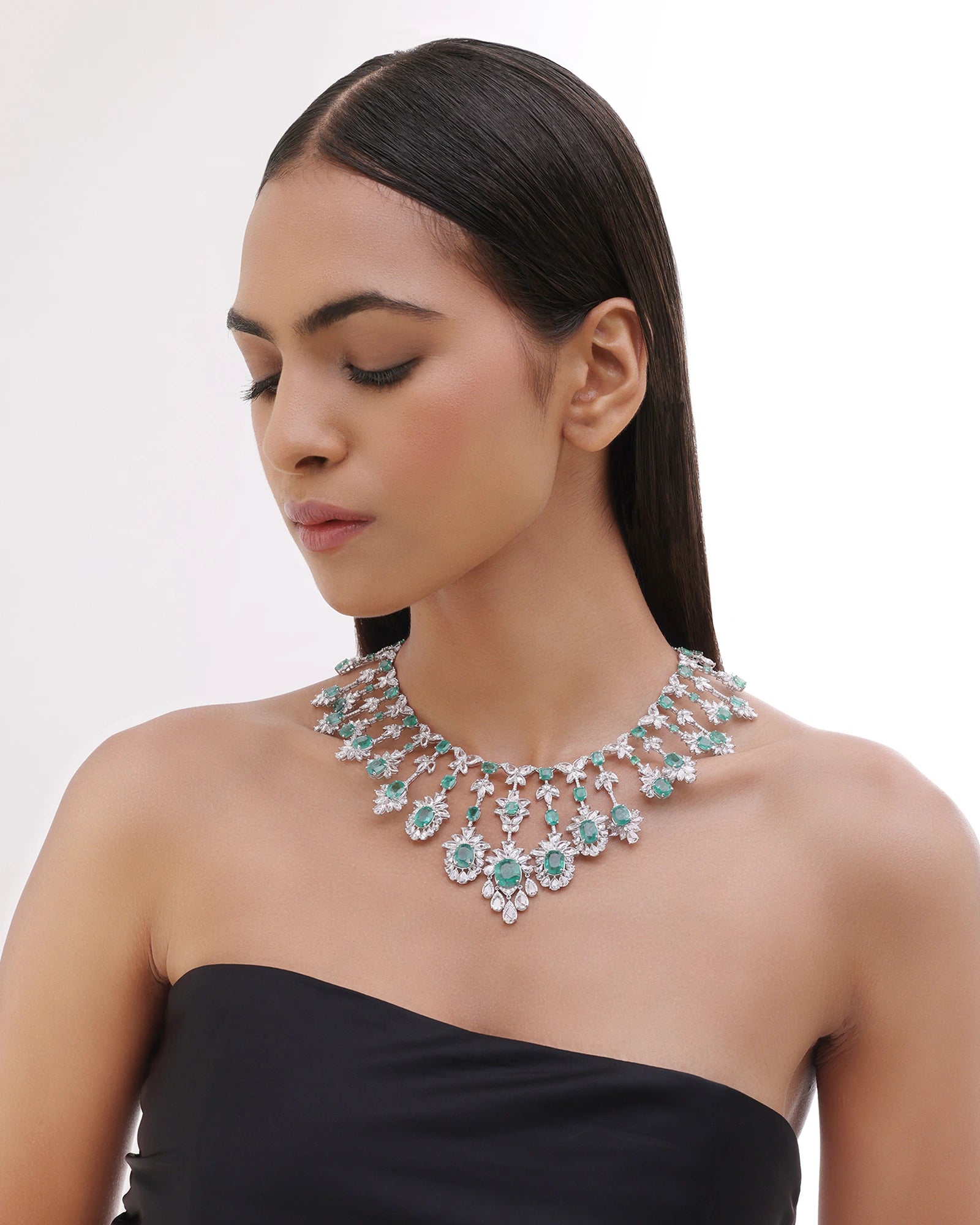 In Full Bloom Necklace | AMARIS JEWELS | Fine Jewelry 