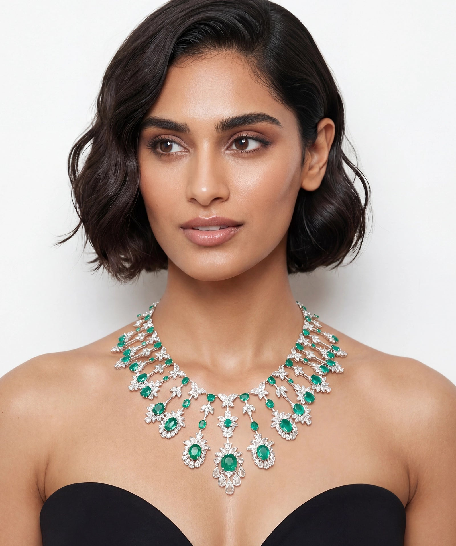 In Full Bloom Necklace | AMARIS JEWELS | Fine Jewelry 