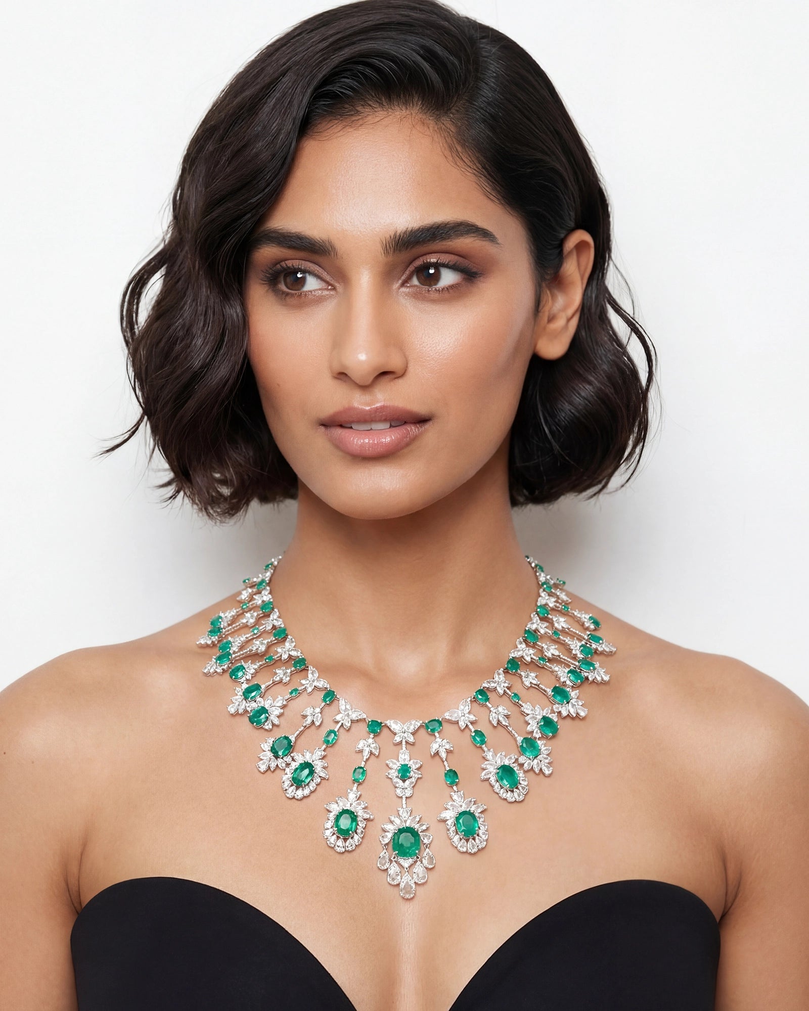 In Full Bloom Necklace | AMARIS JEWELS | Fine Jewelry 