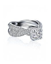 Intertwined Ring | AMARIS JEWELS | Fine Jewelry