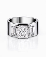 Its Official Ring | AMARIS JEWELS | Fine Jewelry