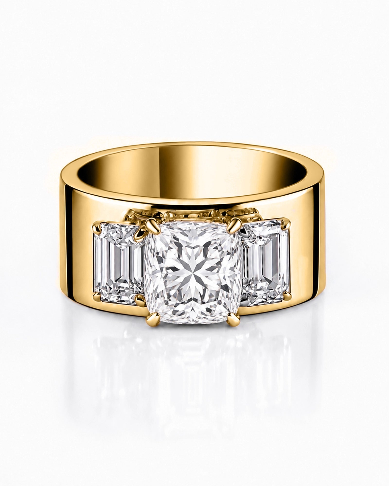 Its Official Ring | AMARIS JEWELS | Fine Jewelry