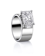 Its Official Ring | AMARIS JEWELS | Fine Jewelry
