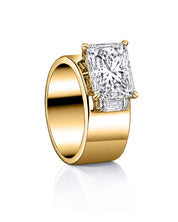 Its Official Ring | AMARIS JEWELS | Fine Jewelry