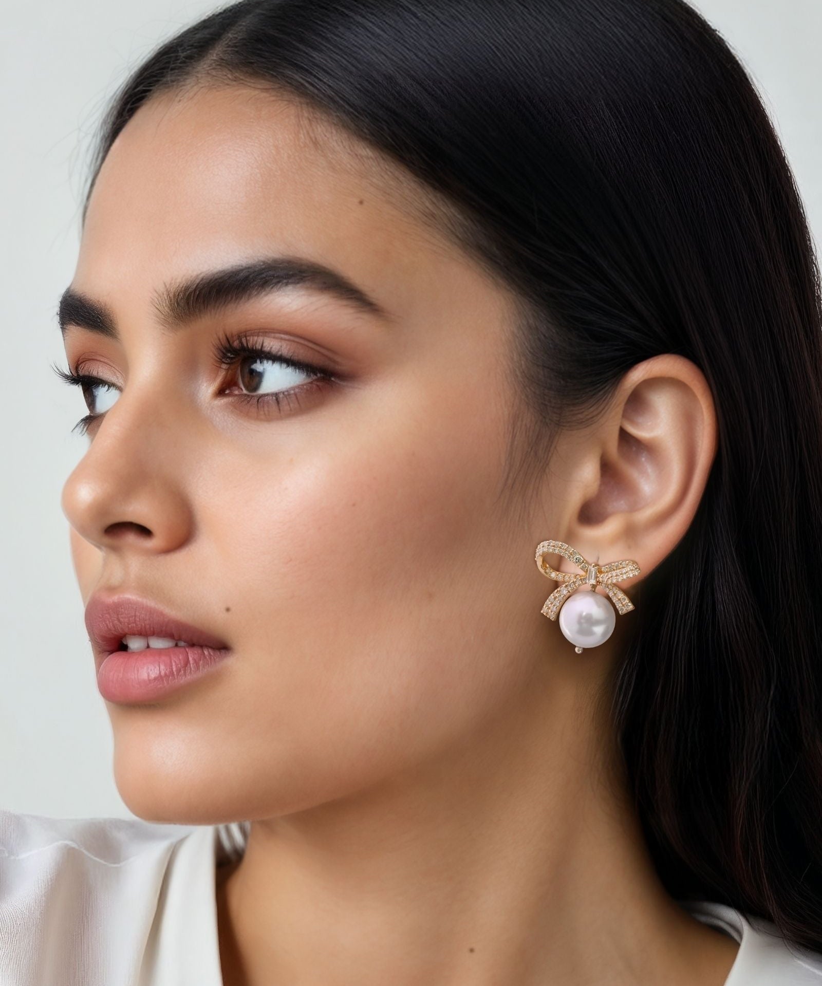 Knotty Pearl Earrings | AMARIS JEWELS | Fine Jewelry 