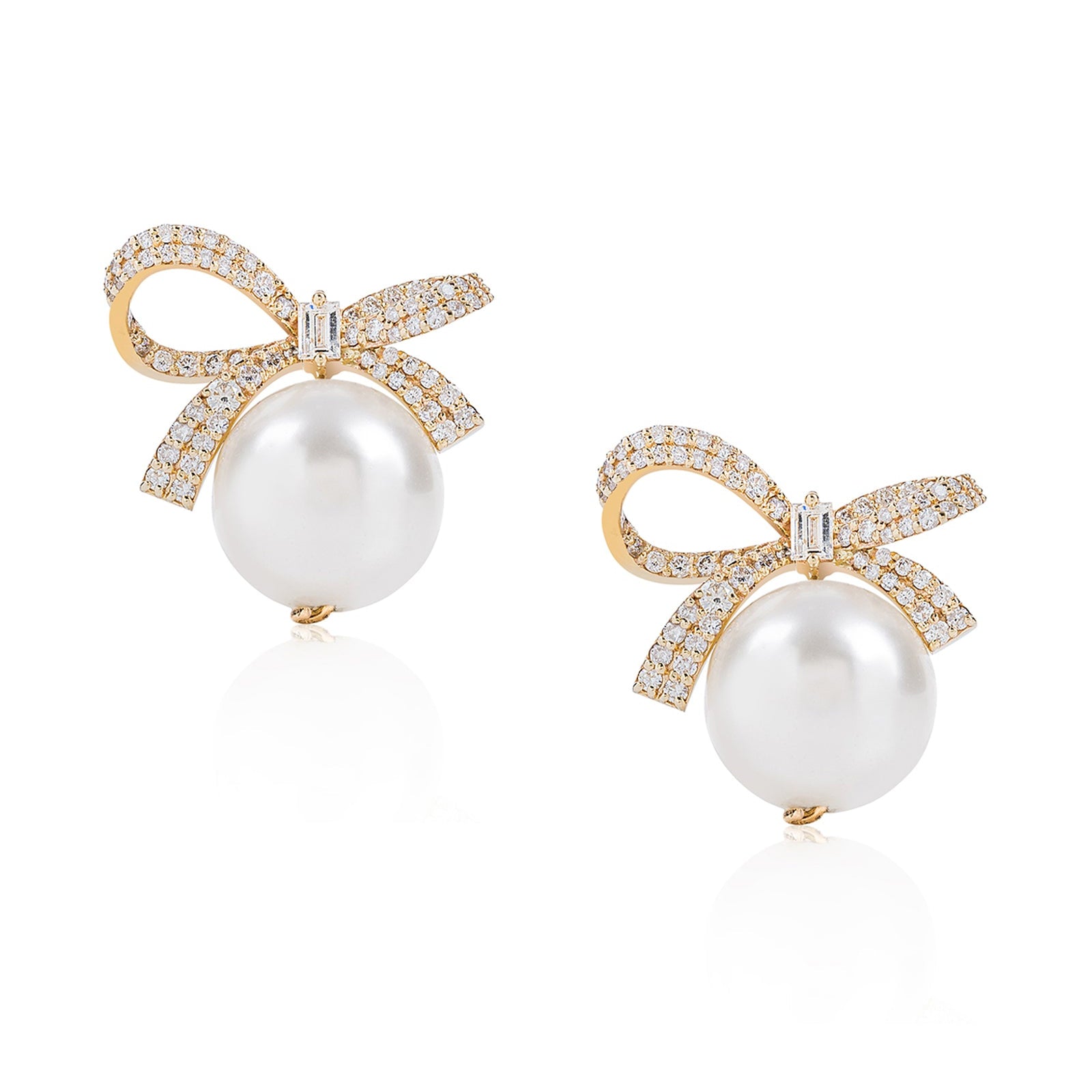 Knotty Pearl Earrings | AMARIS JEWELS | Fine Jewelry 