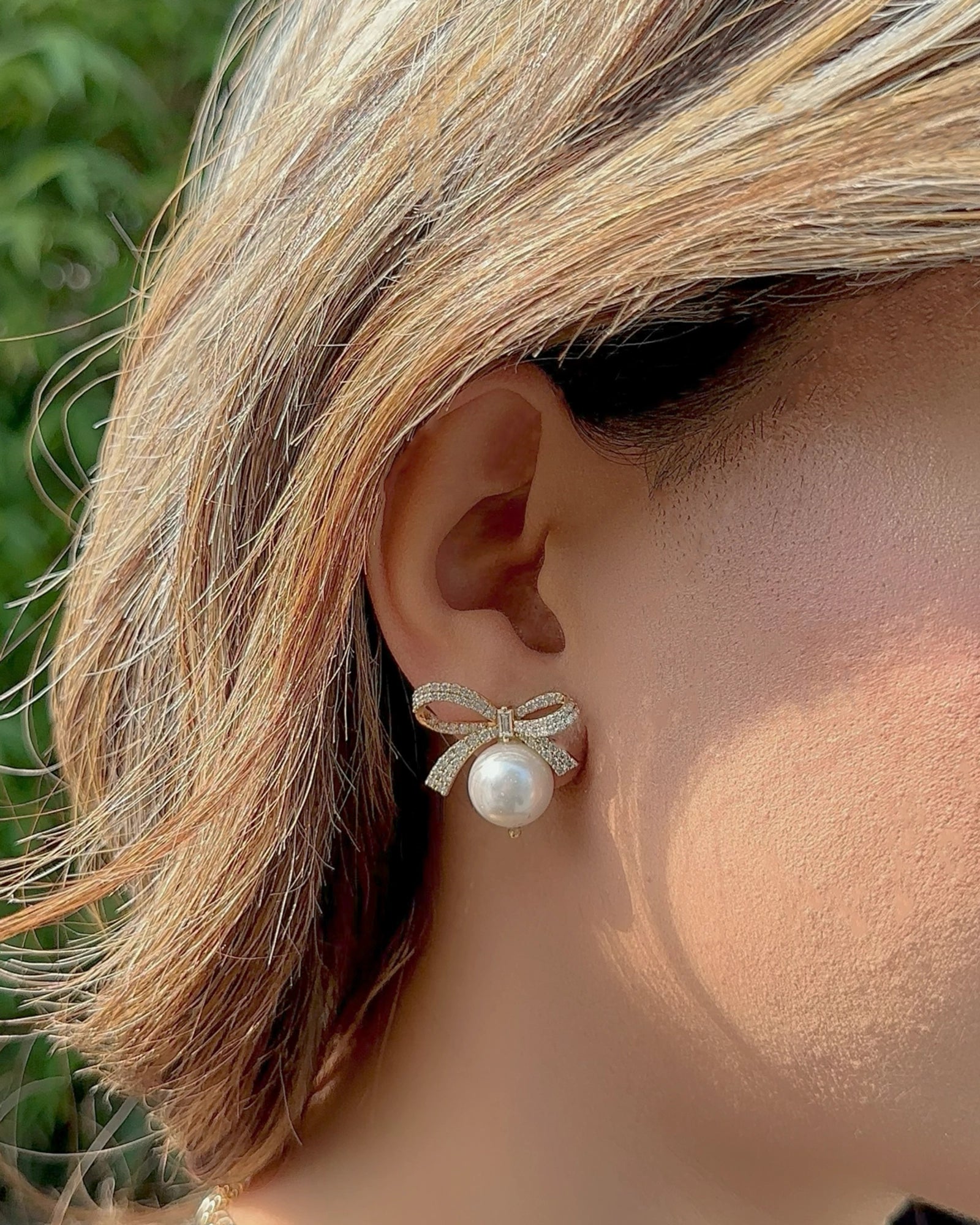 Knotty Pearl Earrings | AMARIS JEWELS | Fine Jewelry 