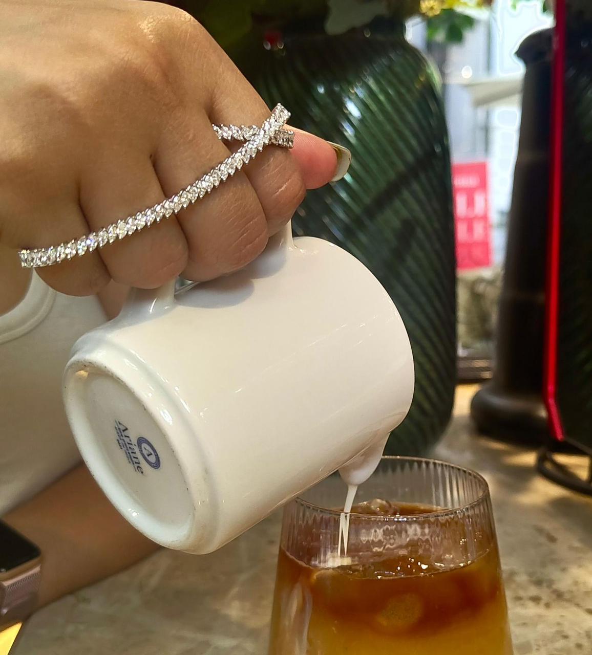 Knuckle Up Ring | AMARIS JEWELS | Fine Jewelry 