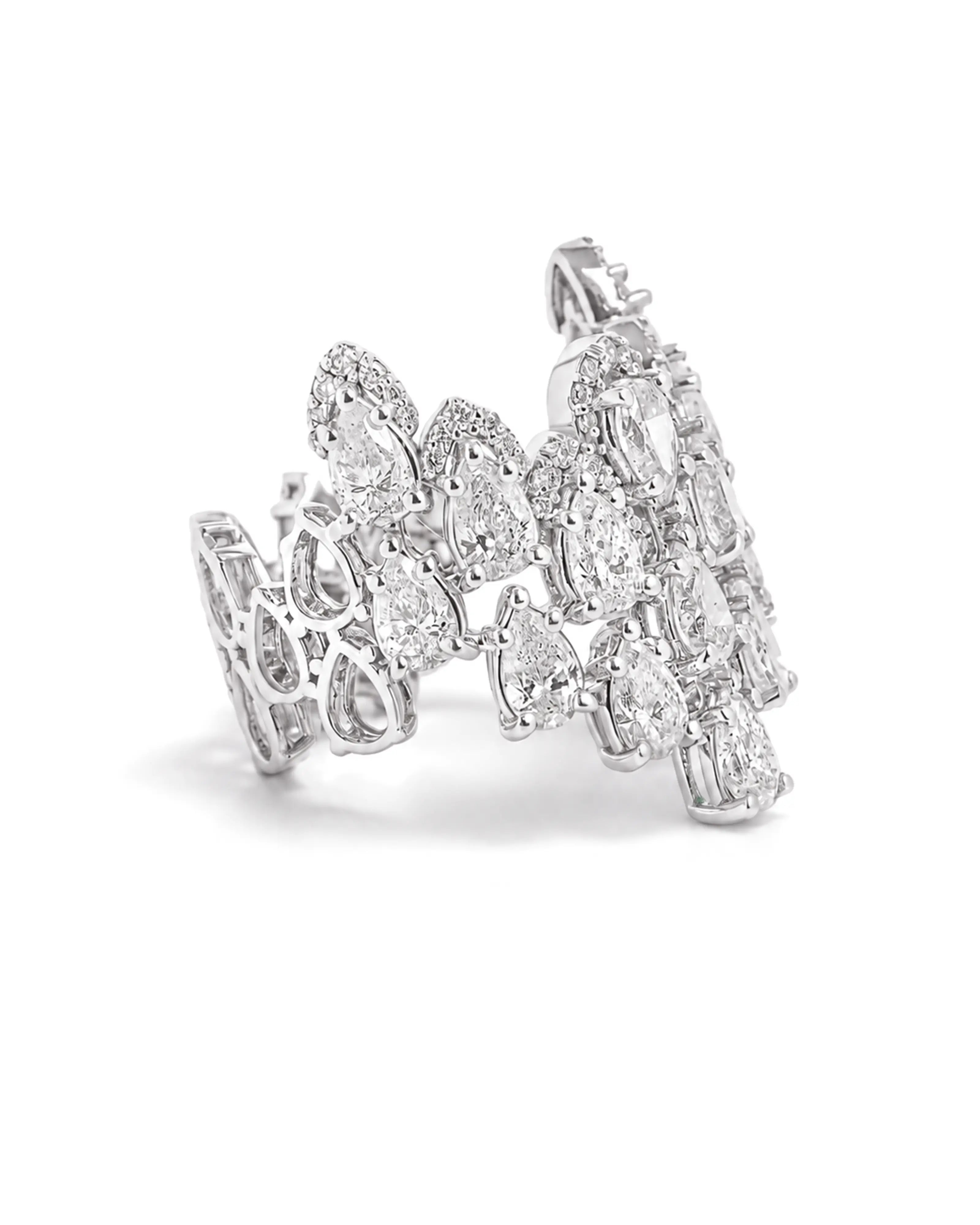 Lady Boss Ring | AMARIS JEWELS | Fine Jewelry