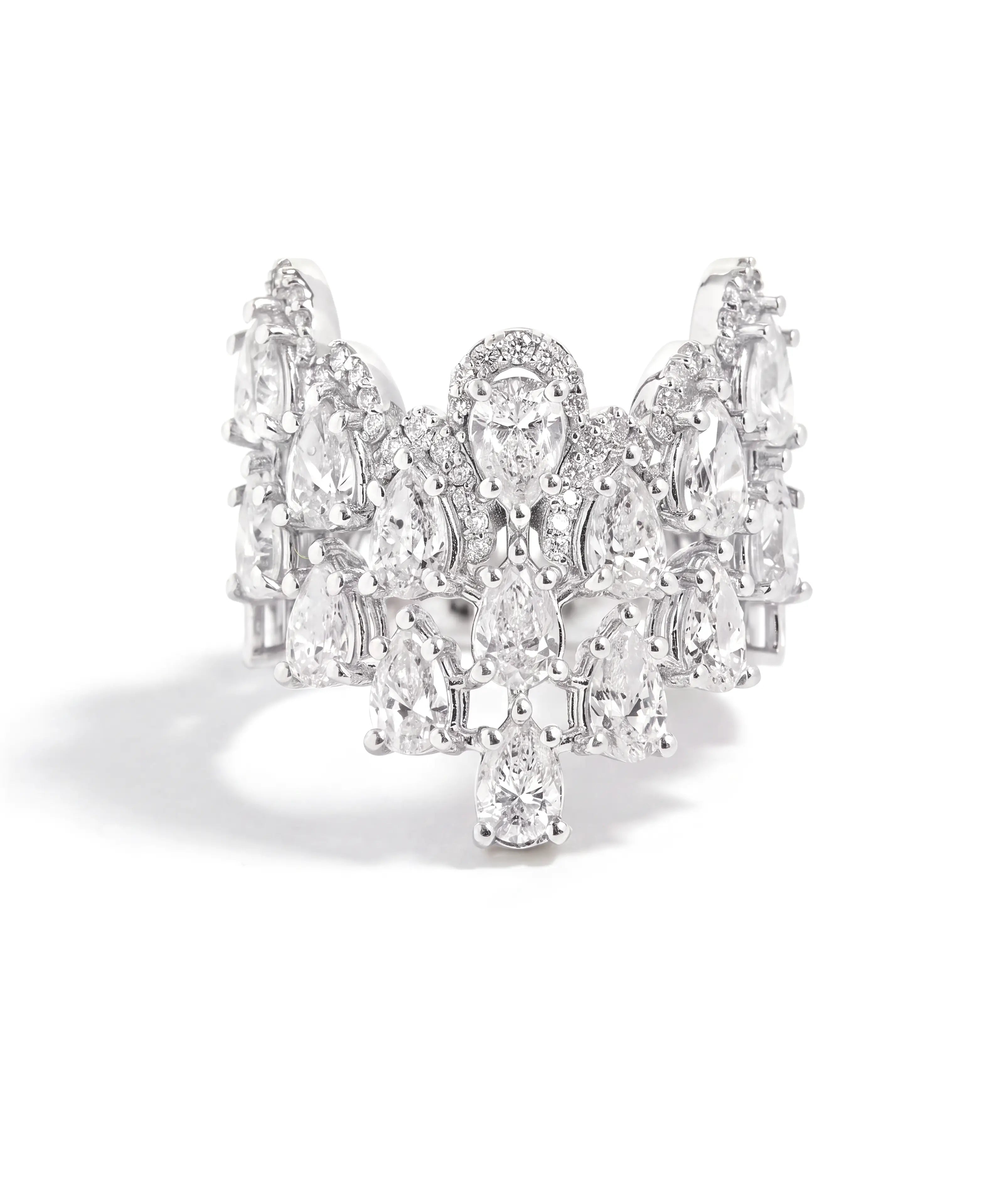 Lady Boss Ring | AMARIS JEWELS | Fine Jewelry