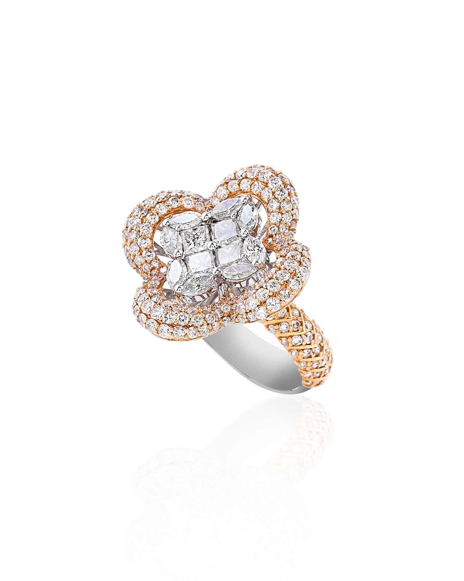 Lily Luck Ring | AMARIS JEWELS | Fine Jewelry 