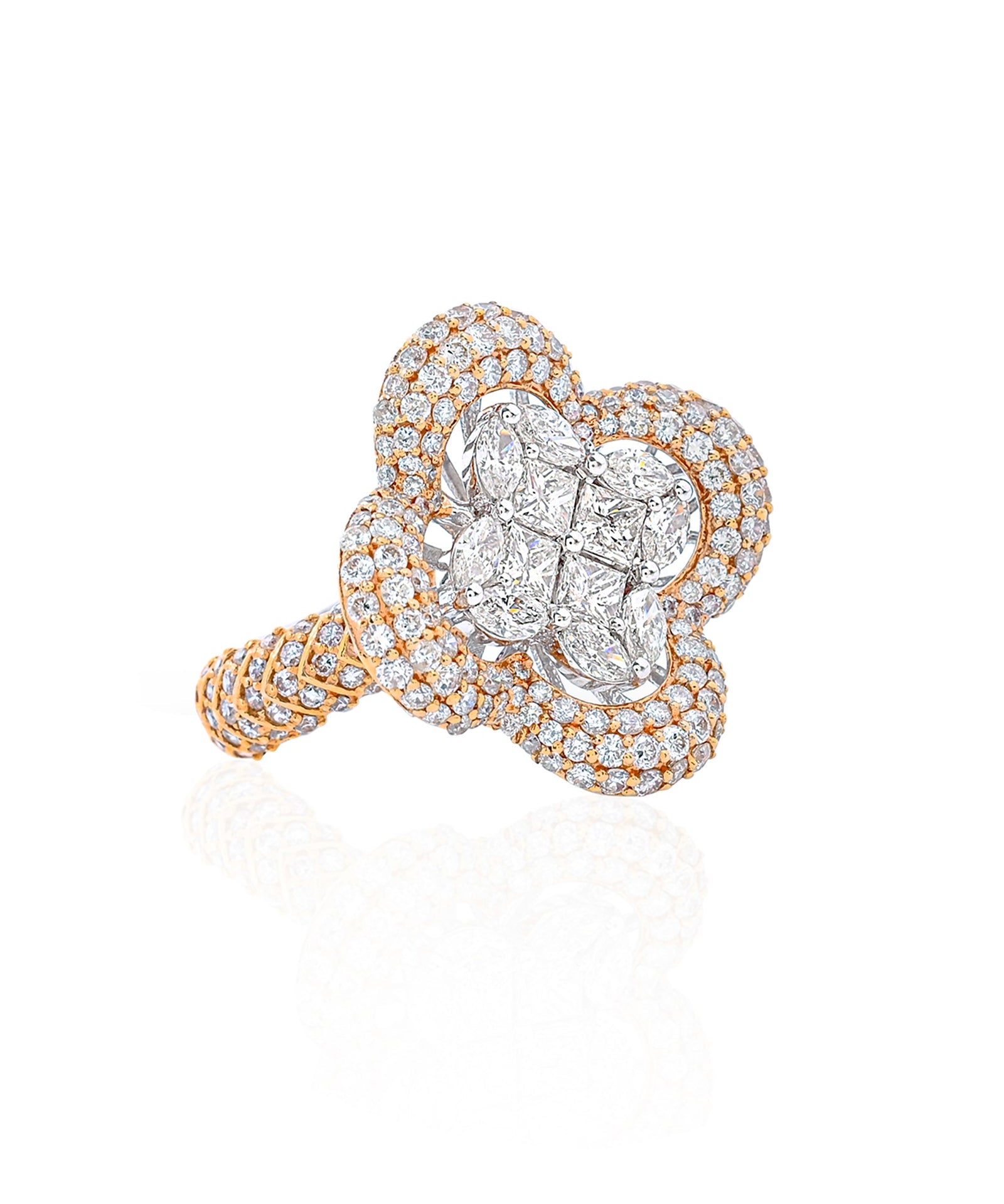 Lily Luck Ring | AMARIS JEWELS | Fine Jewelry 