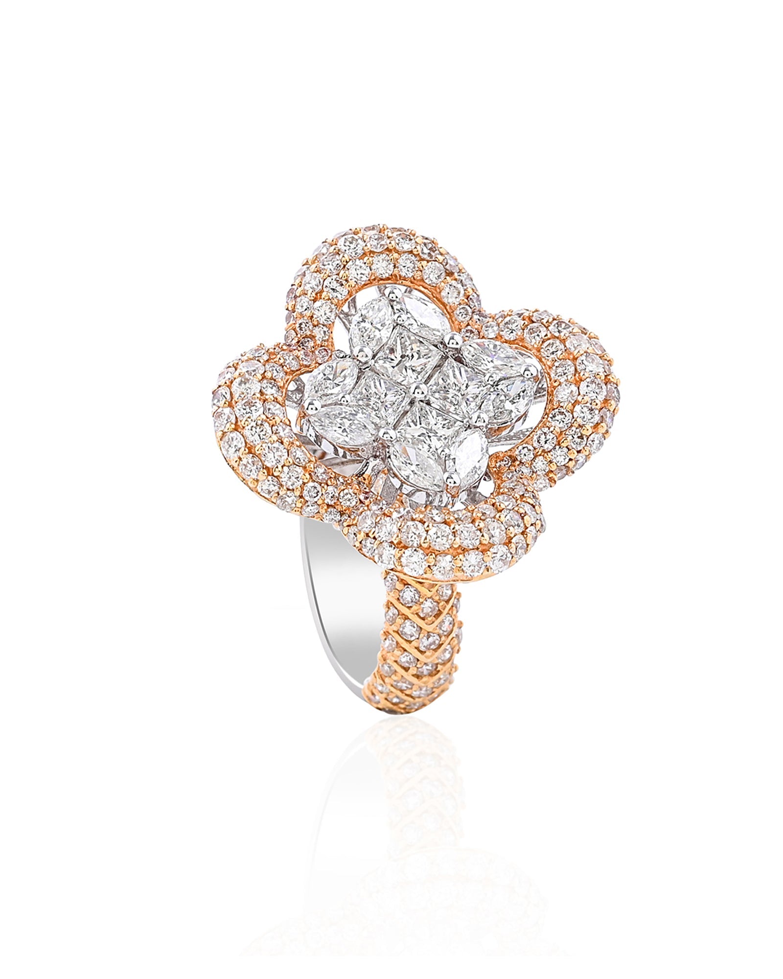 Lily Luck Ring | AMARIS JEWELS | Fine Jewelry 