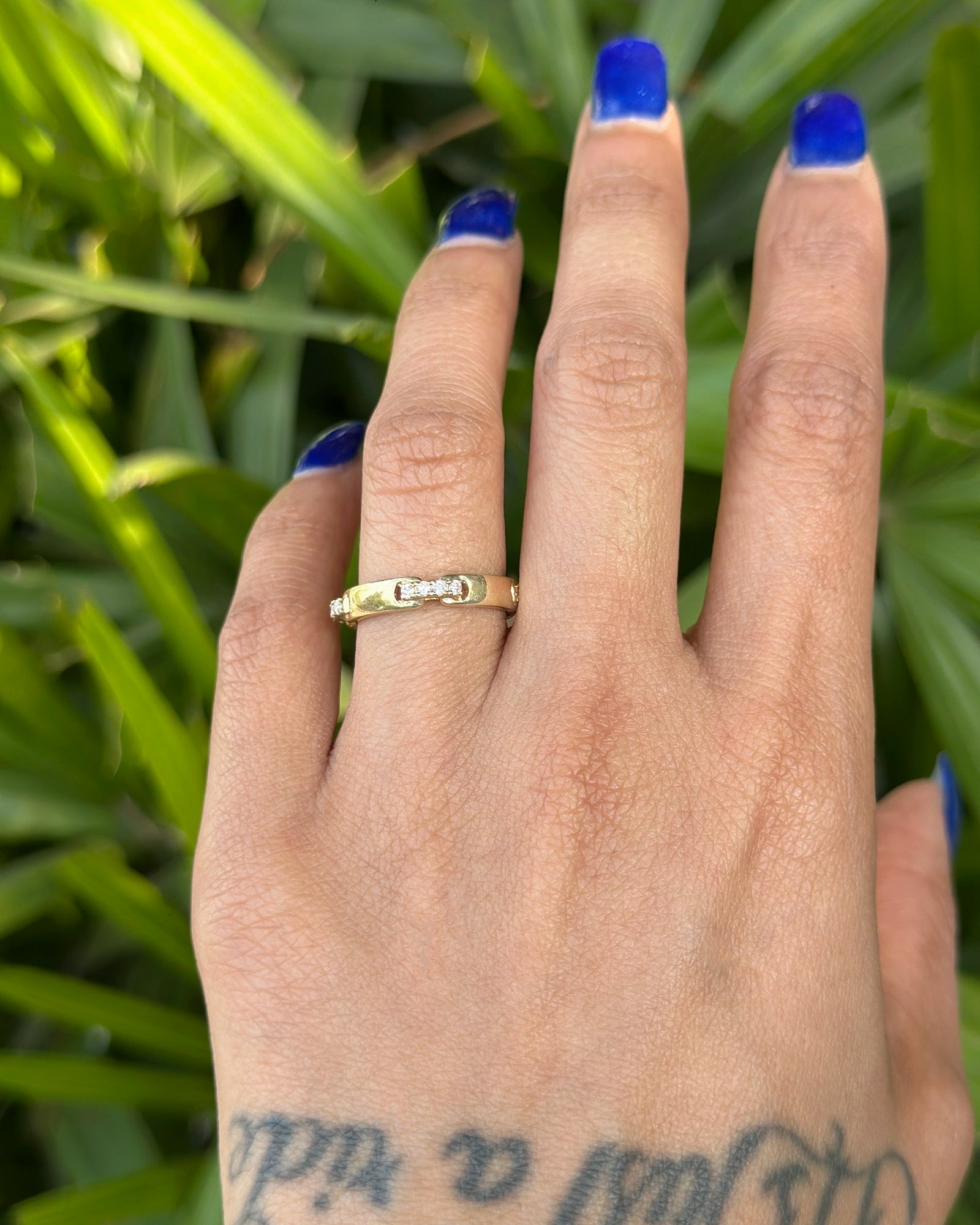 Linked Up ring | AMARIS JEWELS | Fine Jewelry 