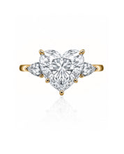 Lucky You Ring | AMARIS JEWELS | Fine Jewelry 