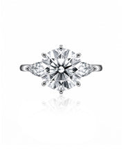 Lucky You Ring | AMARIS JEWELS | Fine Jewelry 