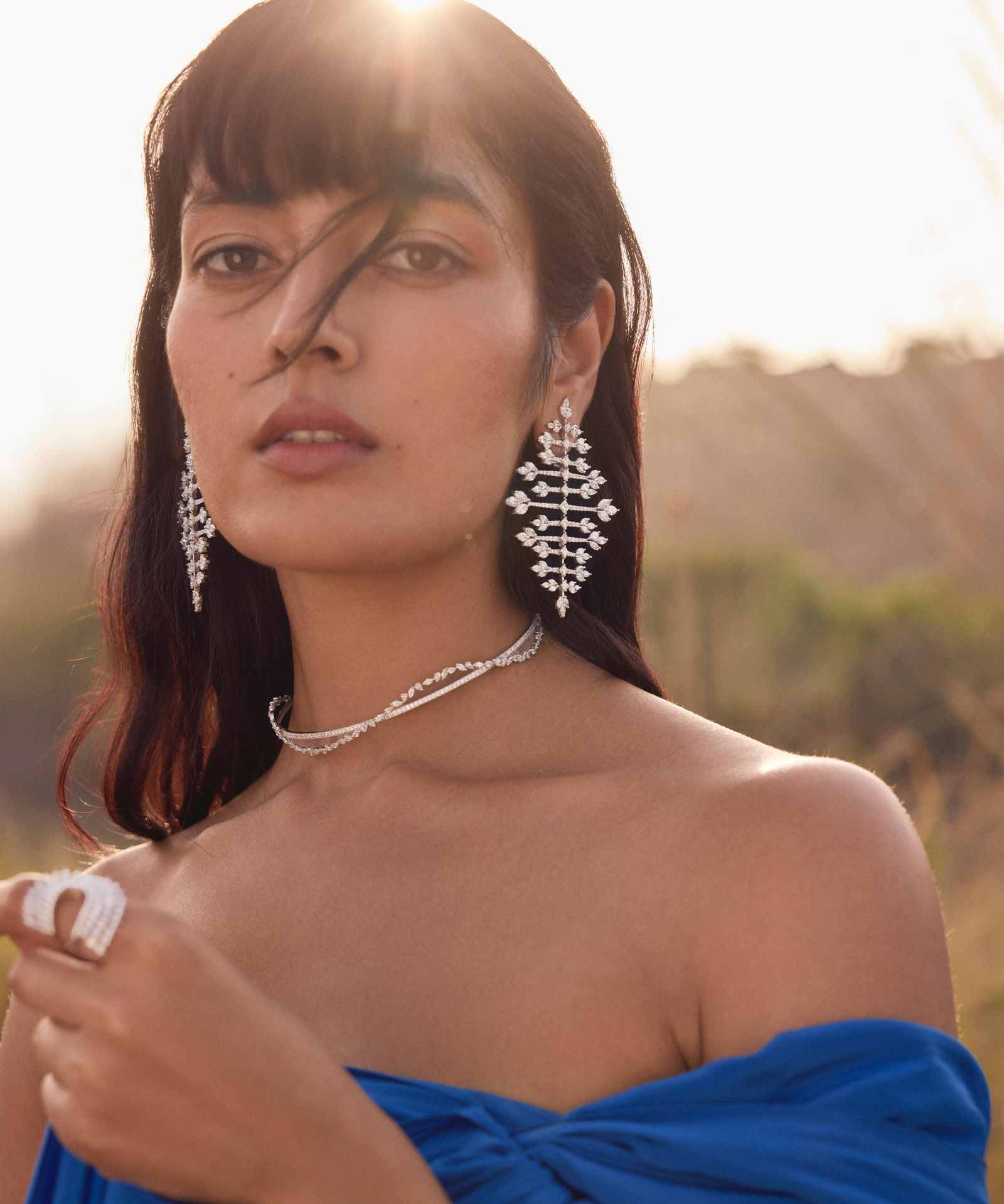 Luna Line Necklace | AMARIS JEWELS | Fine Jewelry 