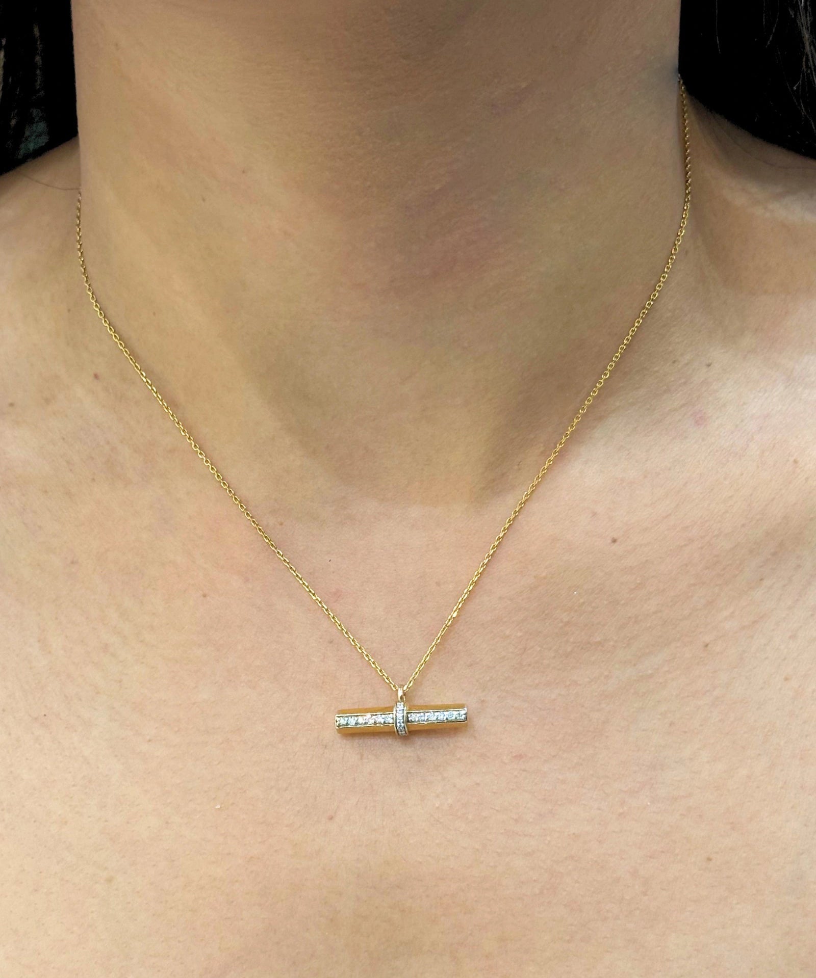 Marrakech Bar Pendant Necklace | AMARIS JEWELS | Fine Jewelry