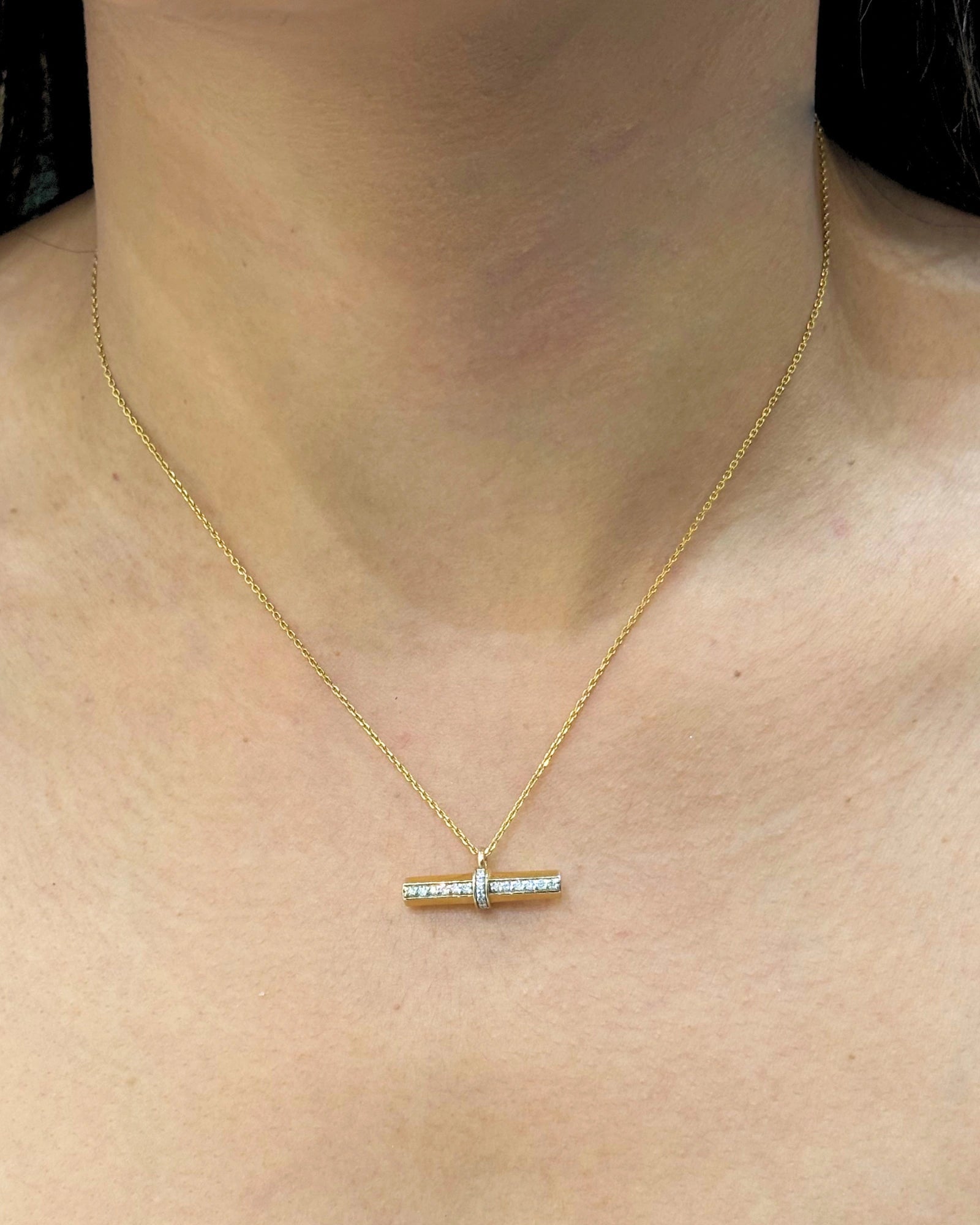Marrakech Bar Pendant Necklace | AMARIS JEWELS | Fine Jewelry