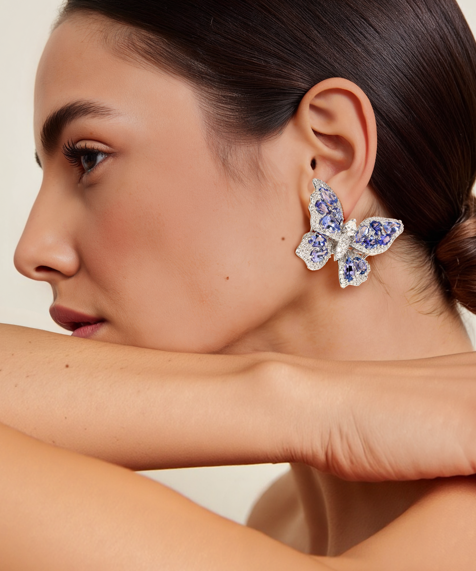 Meant to Fly Tanzanite Earrings | AMARIS JEWELS | Fine Jewelry 