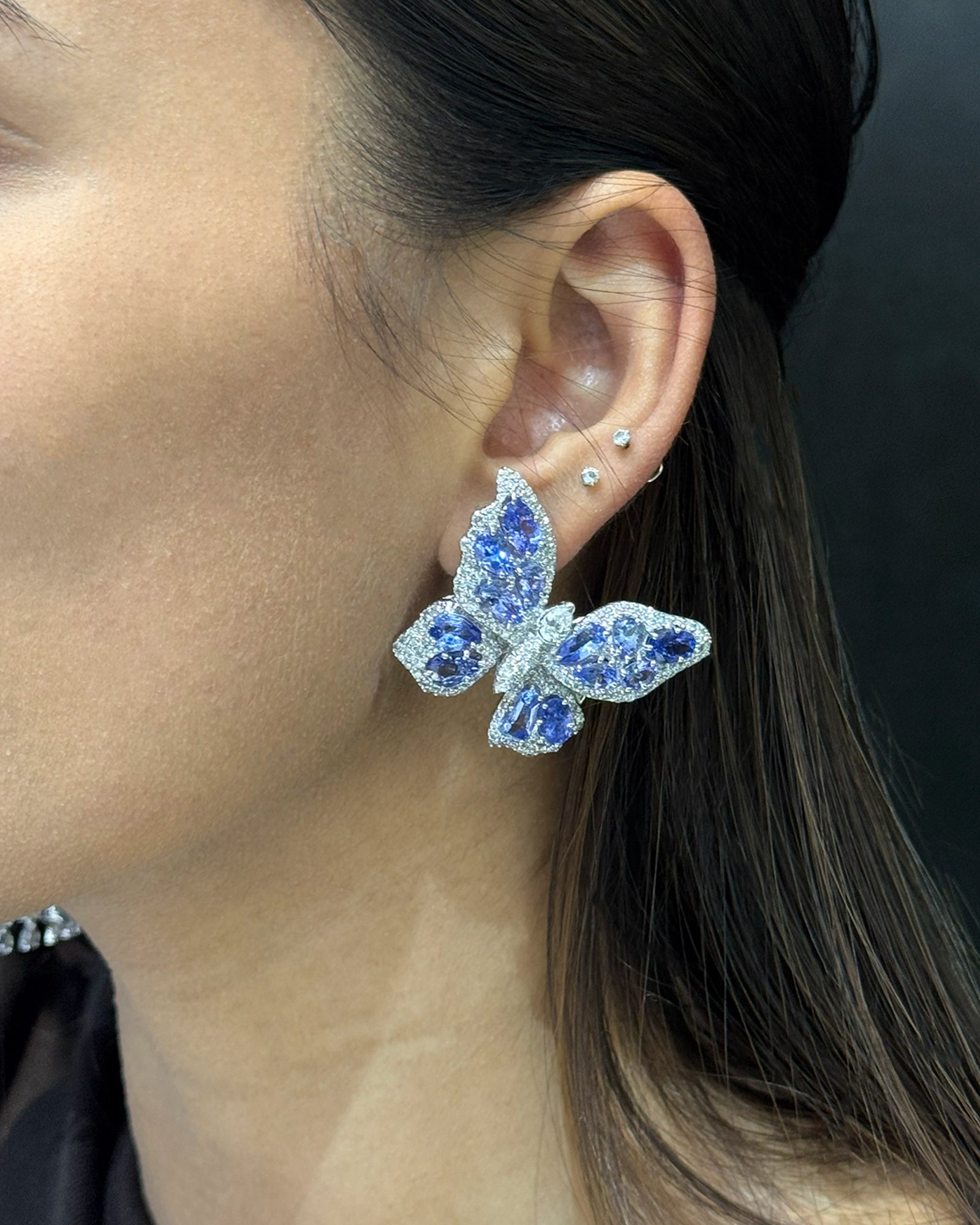 Meant to Fly Tanzanite Earrings | AMARIS JEWELS | Fine Jewelry 