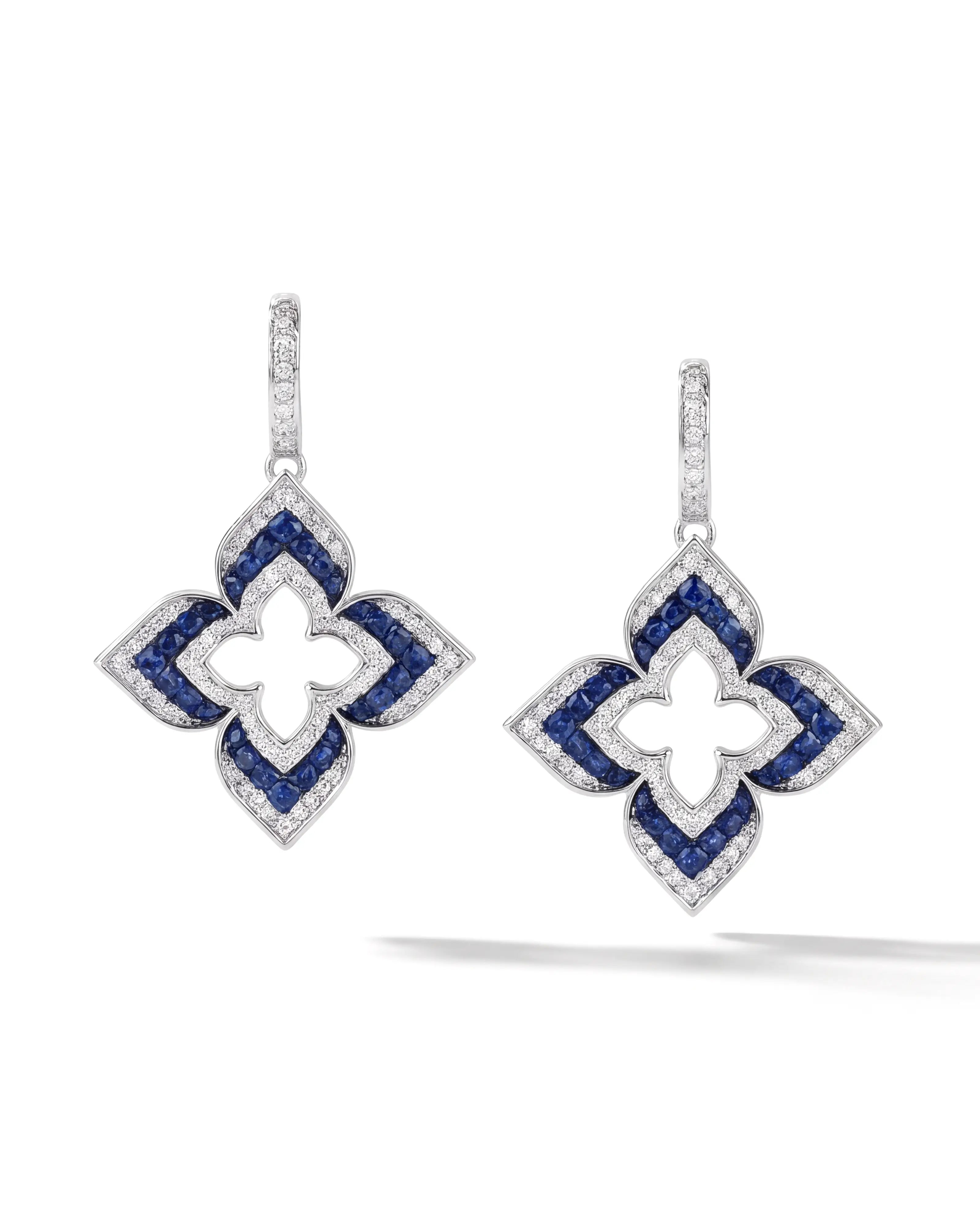 Midnight Clover Earrings | AMARIS JEWELS | Fine Jewelry