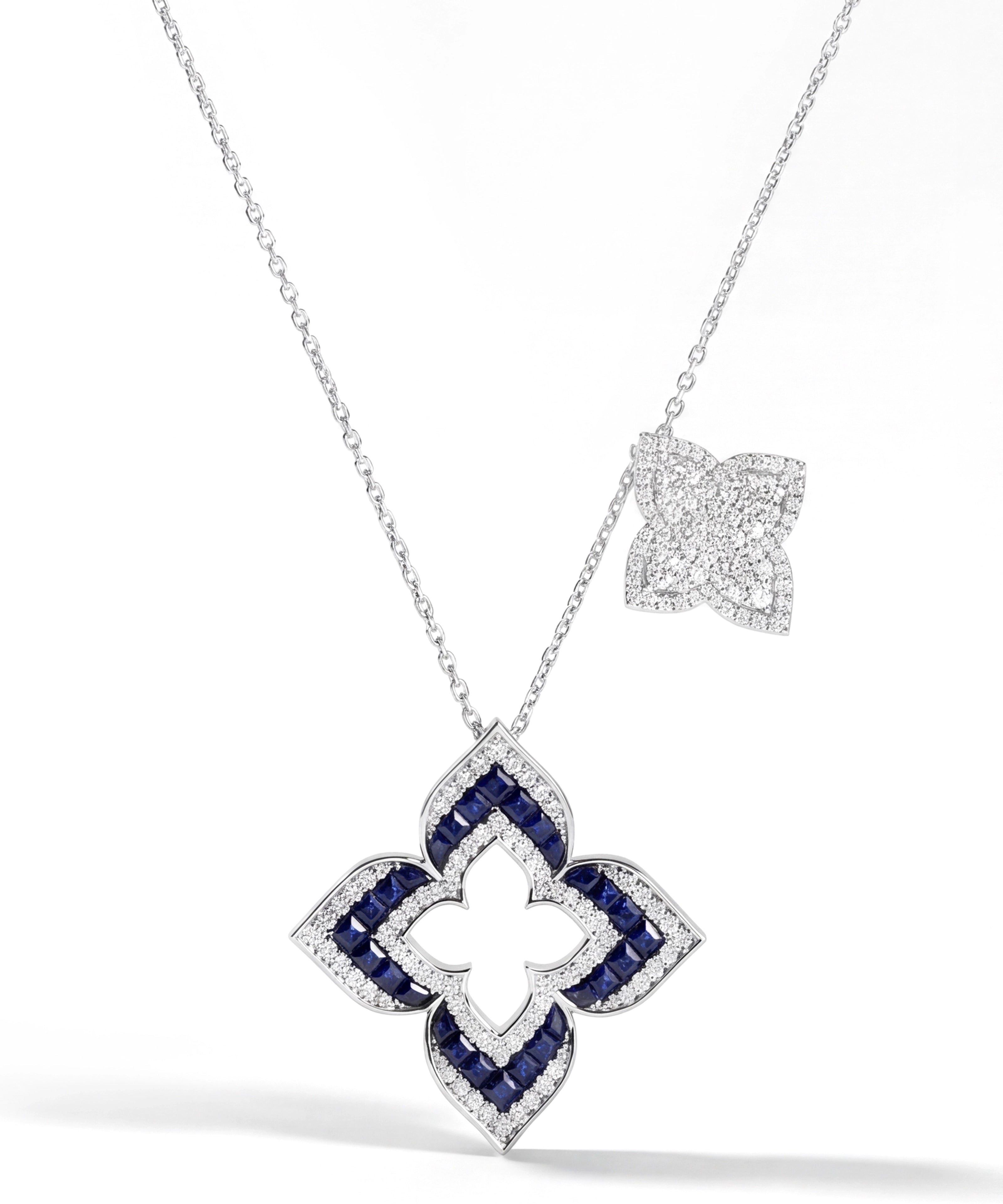 Midnight Clover Pendant | AMARIS JEWELS | Fine Jewelry