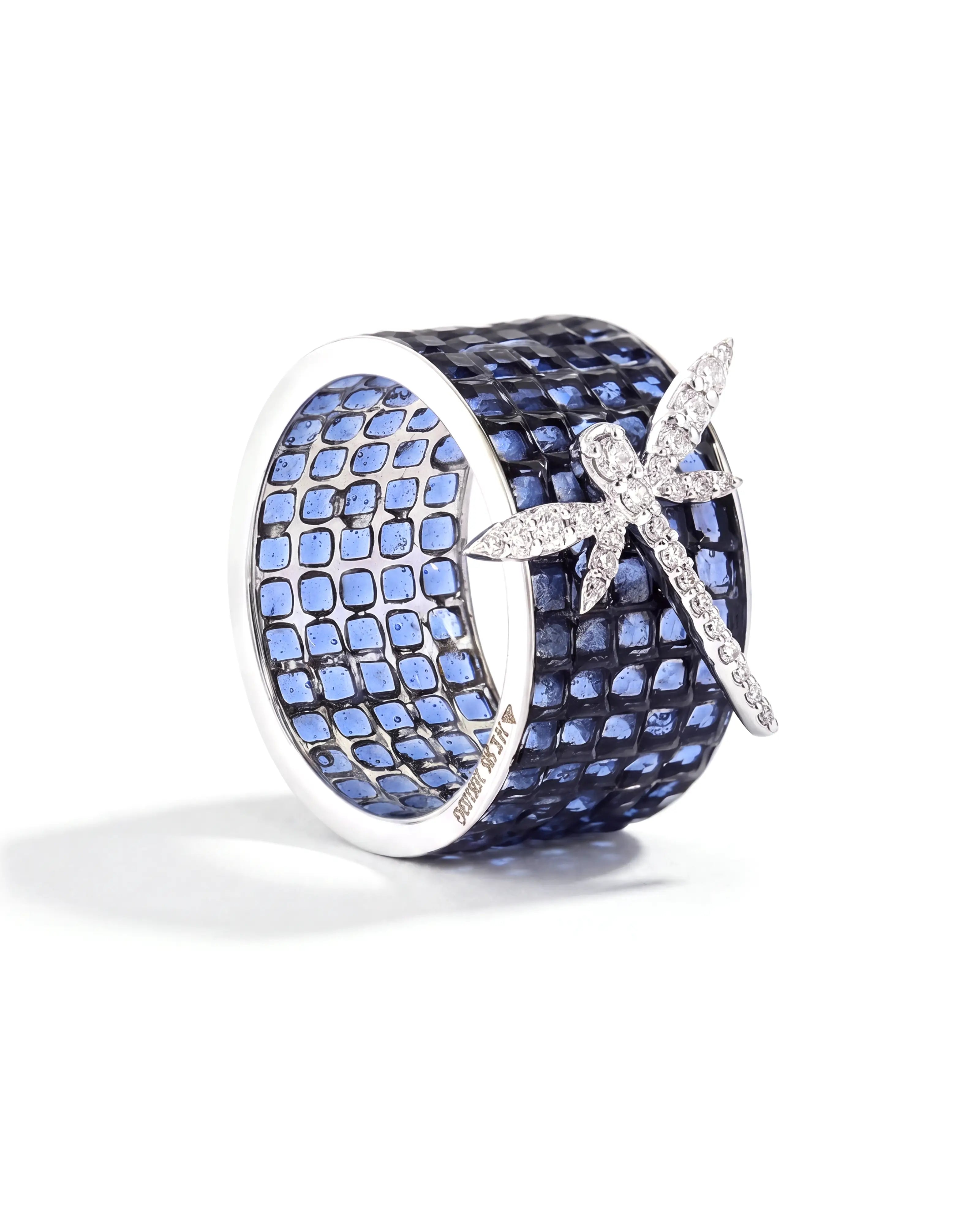Midnight Dragonfly Ring | AMARIS JEWELS | Fine Jewelry