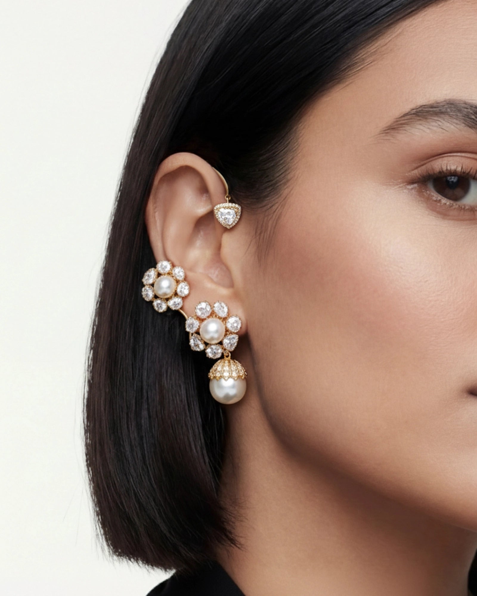 Moonlight Earcuffs | AMARIS JEWELS | Fine Jewelry 